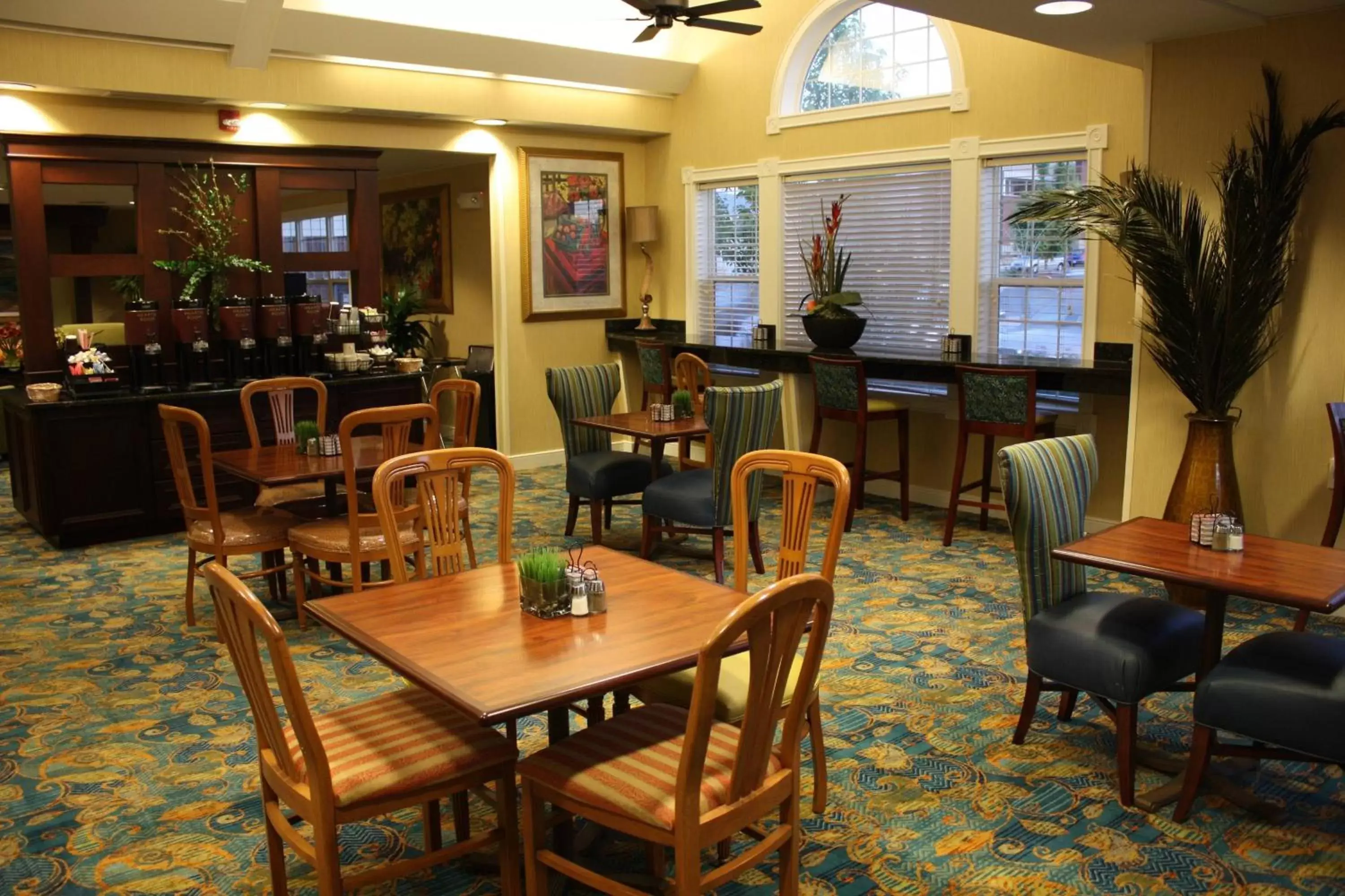 Breakfast, Restaurant/Places to Eat in Residence Inn Spokane East Valley