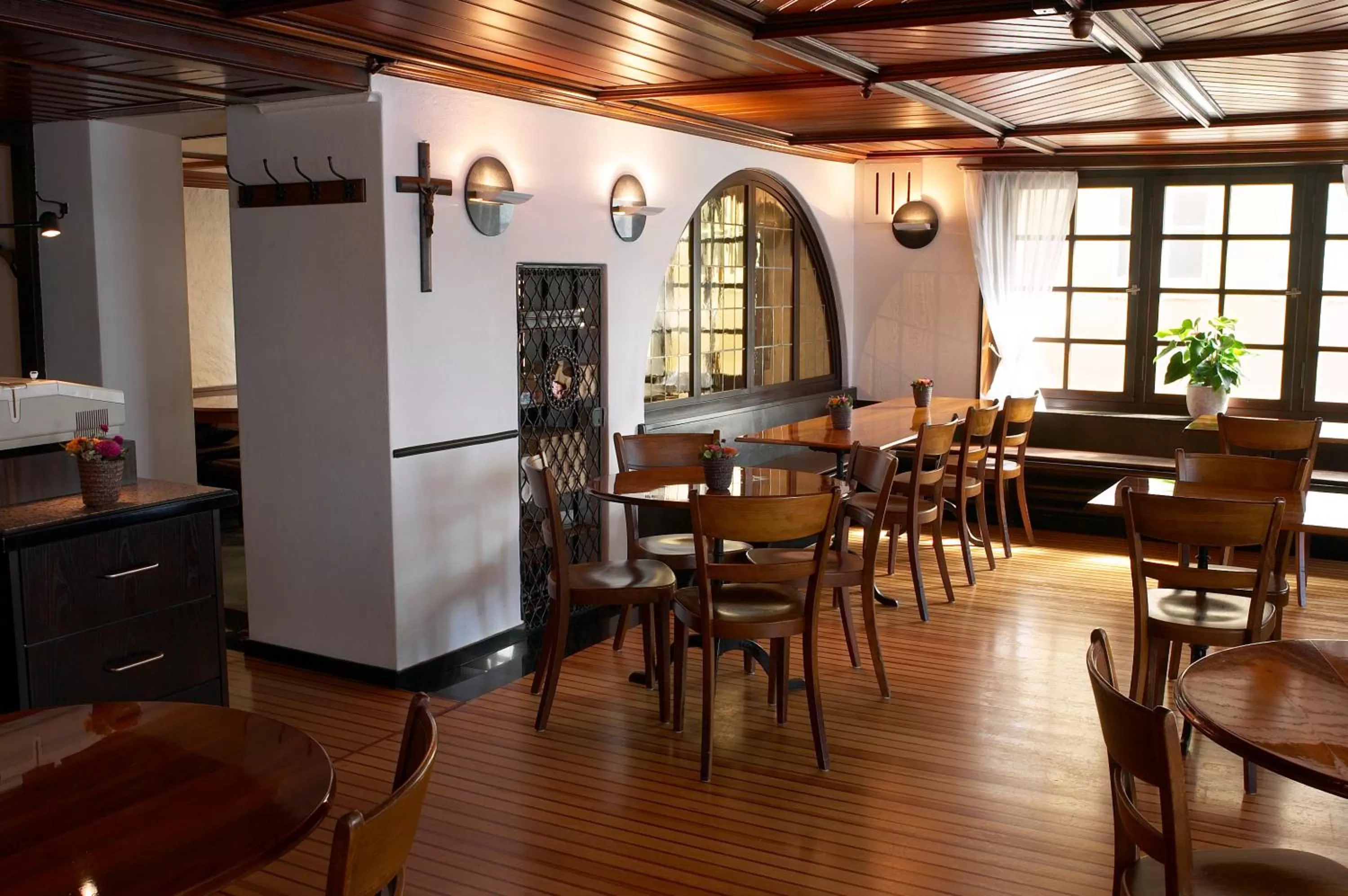 Restaurant/places to eat in Hotel & Restaurant Rössli