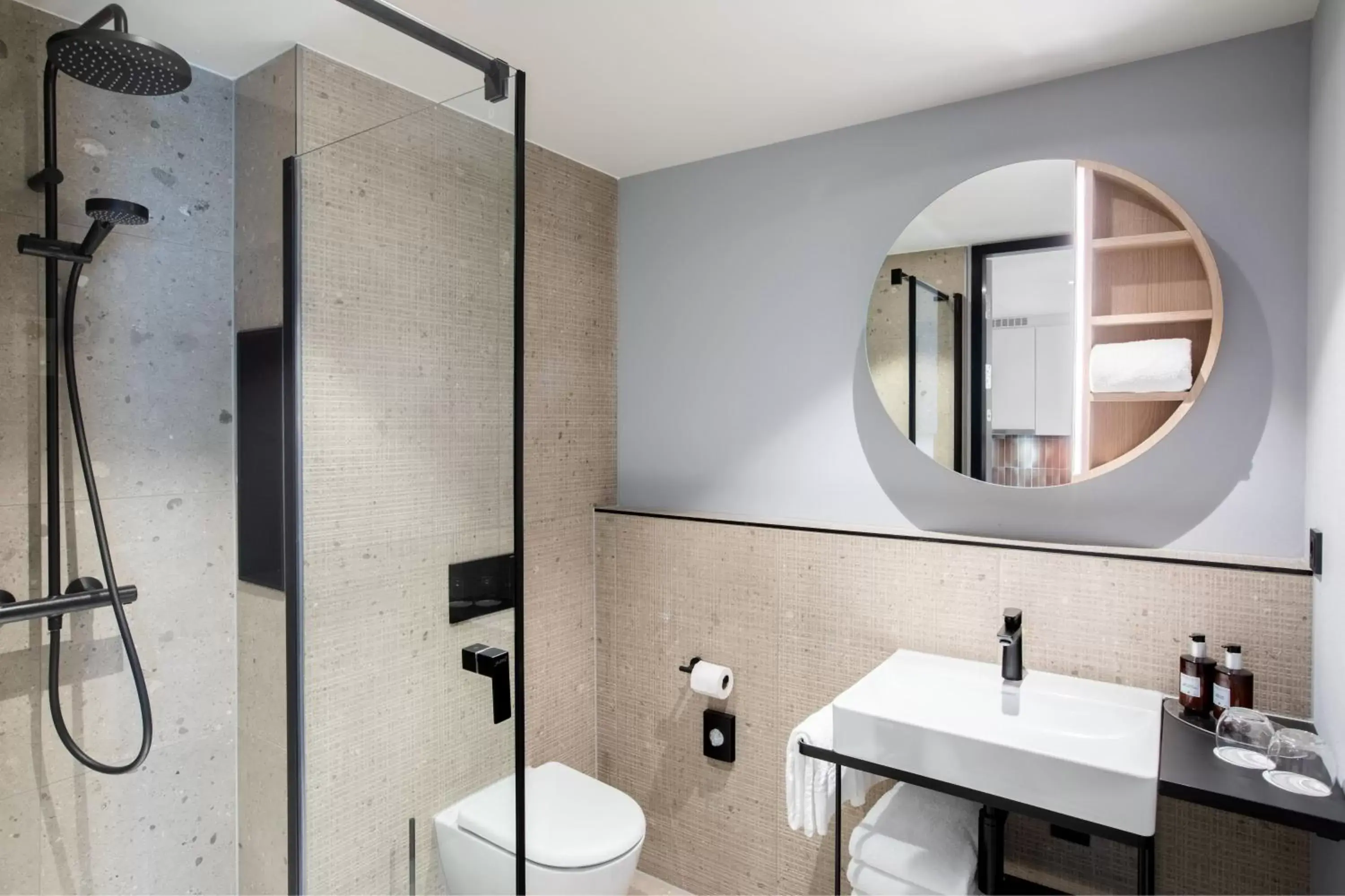 Bathroom in Residence Inn by Marriott The Hague