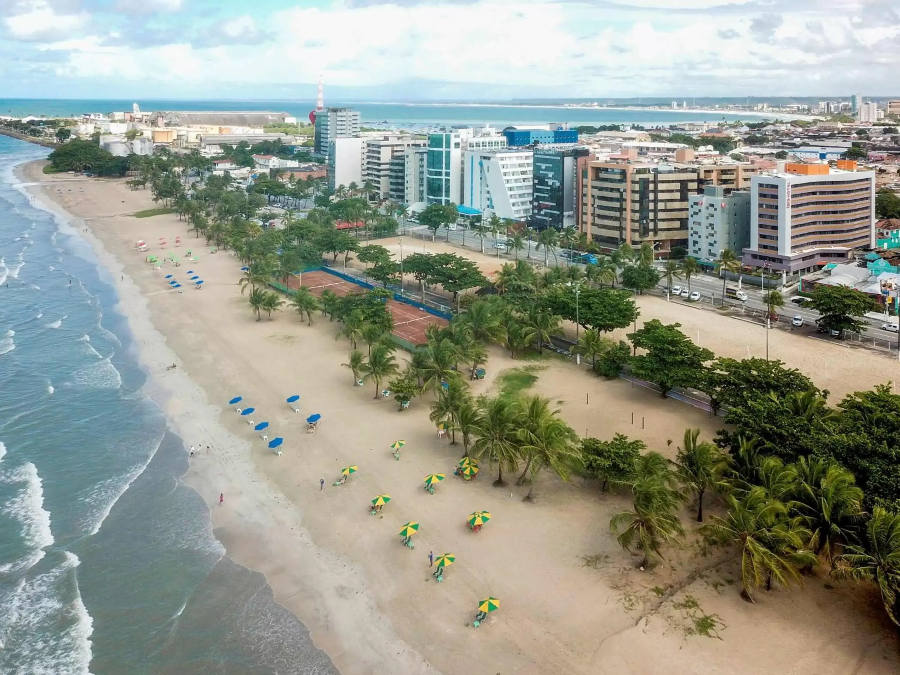 Property building, Bird's-eye View in ibis Maceio Pajuçara