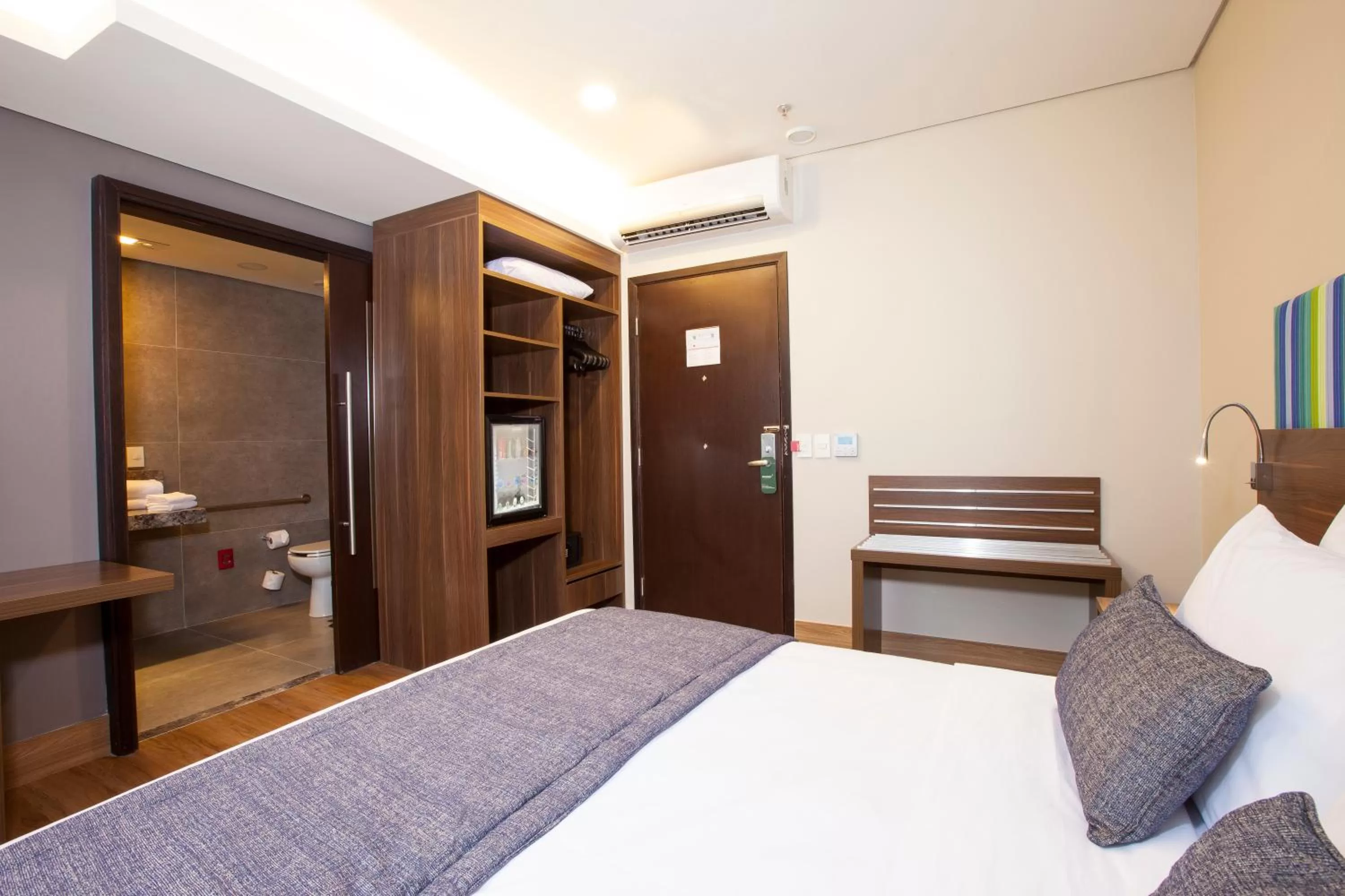 Bed in Prodigy Santos Dumont by Wish