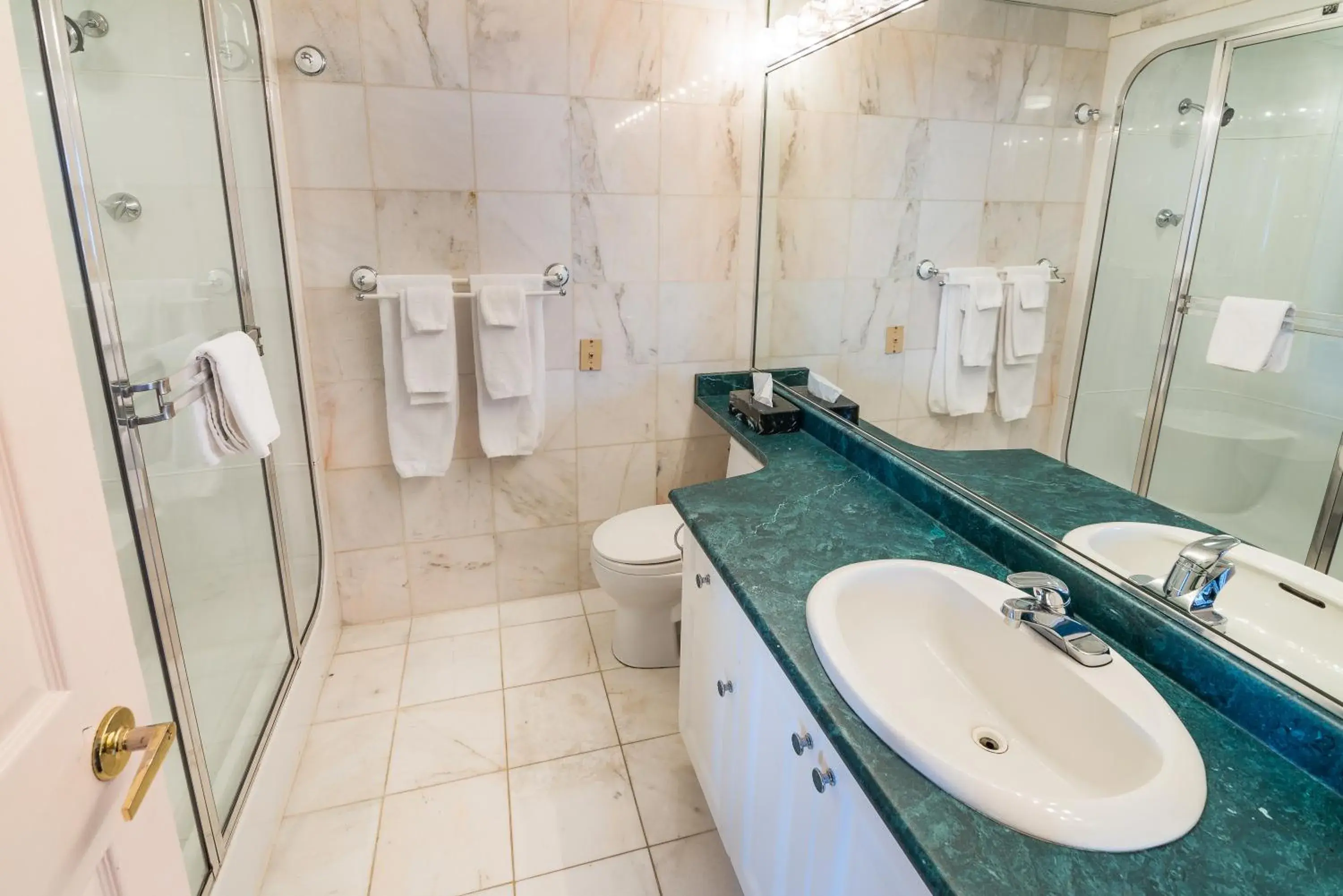 Bathroom in Ramada by Wyndham Thunder Bay Airlane Hotel