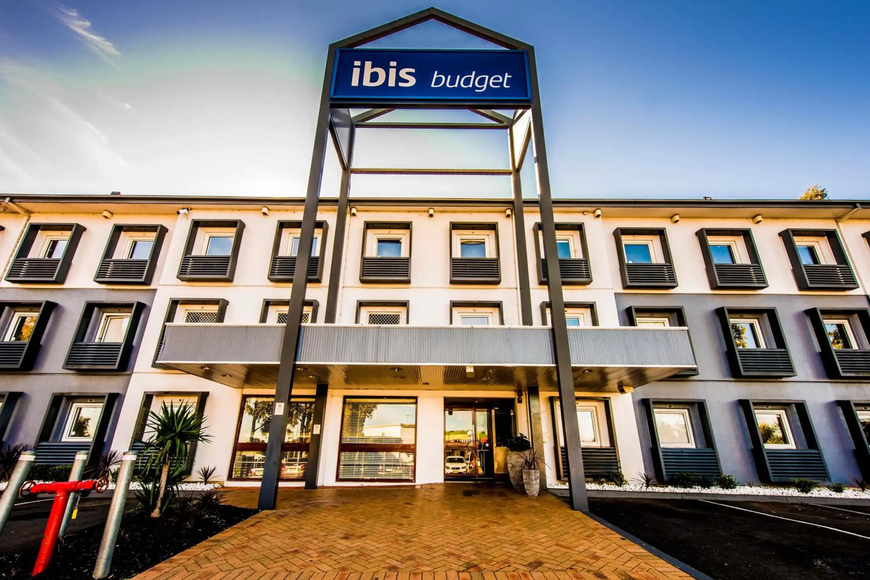 Property Building in ibis Budget - Campbelltown