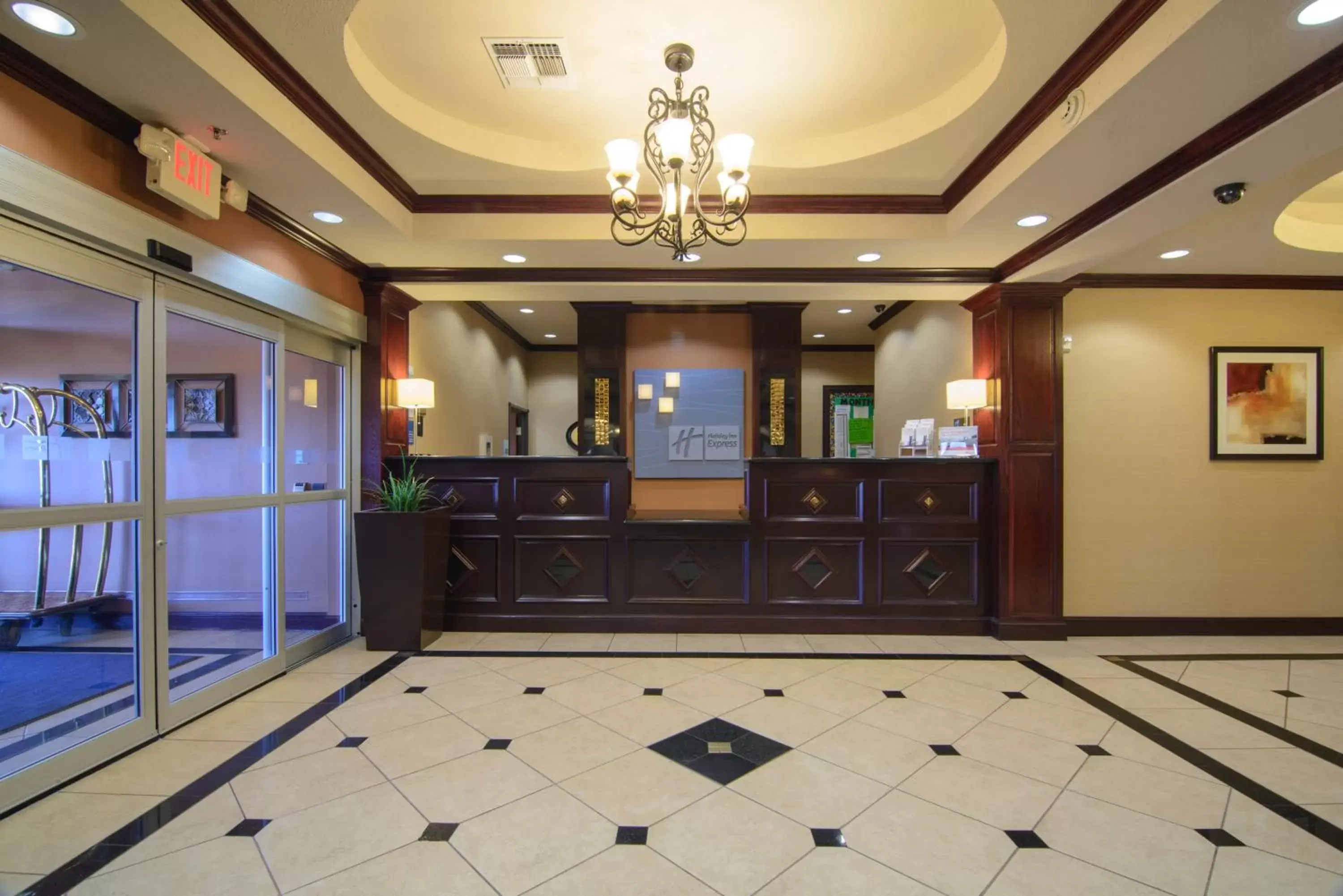 Property building, Lobby/Reception in Holiday Inn Express Hotel & Suites Terrell, an IHG Hotel