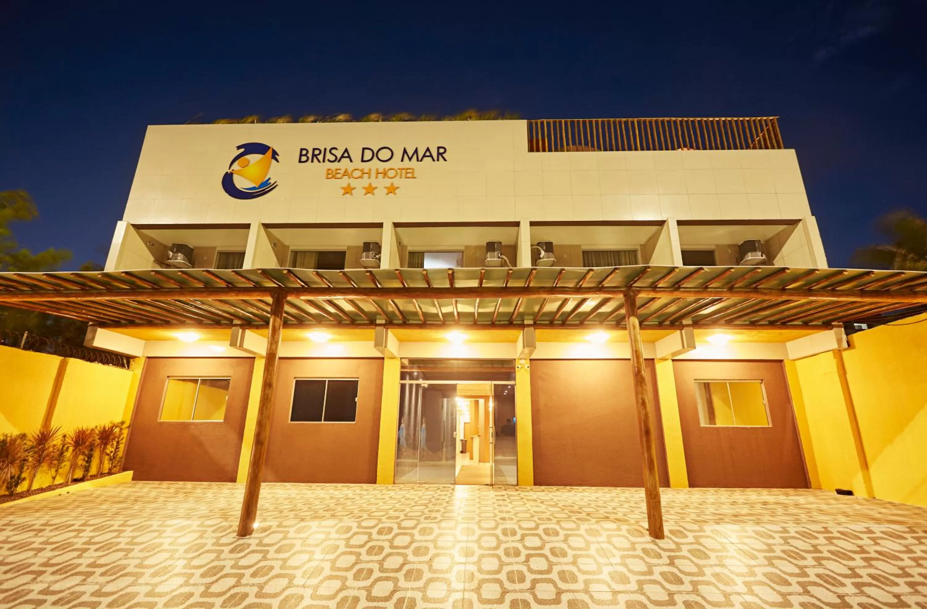 Facade/entrance in Brisa do Mar Beach Hotel