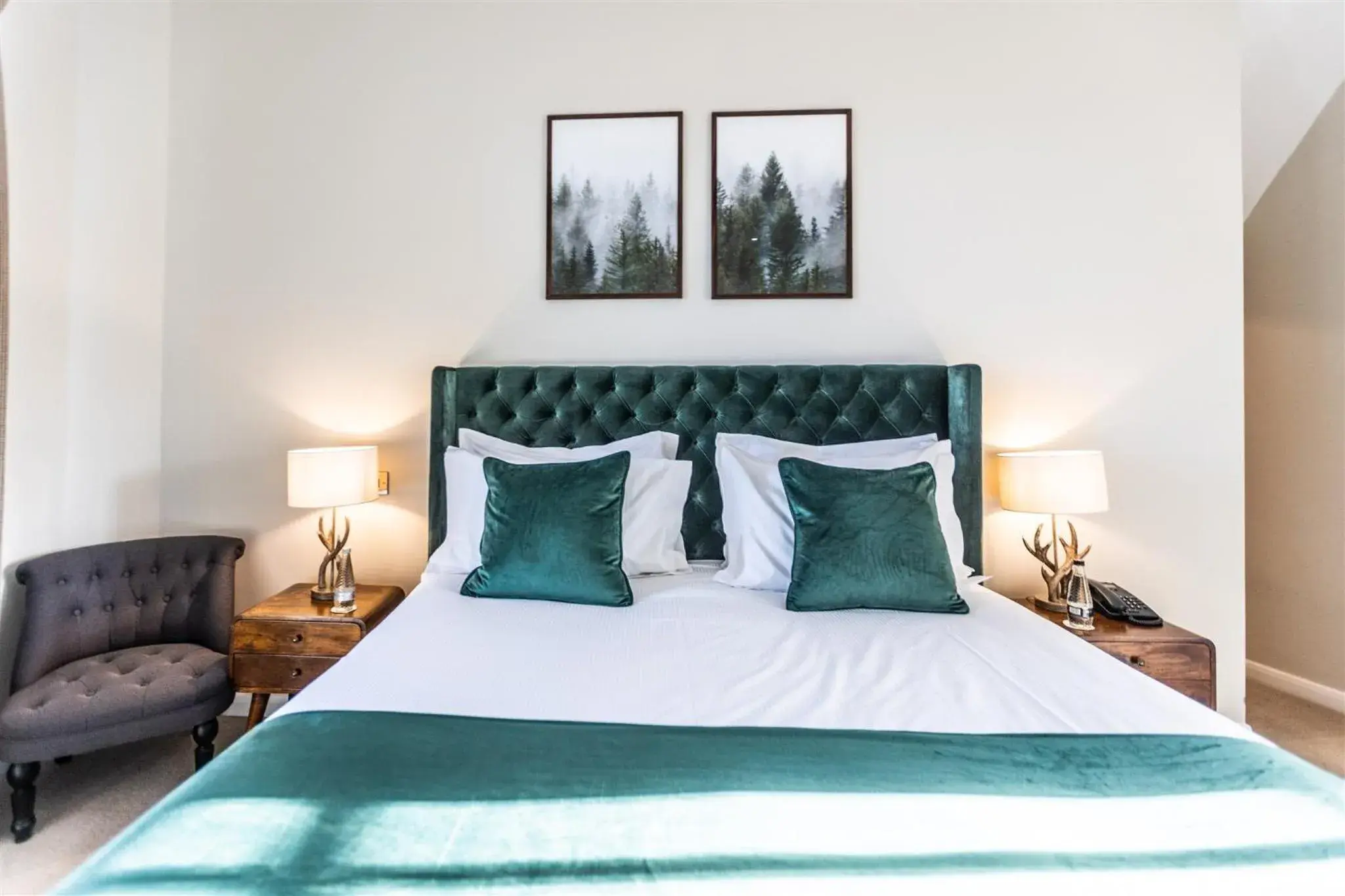 Bed in Marshall Meadows Manor House