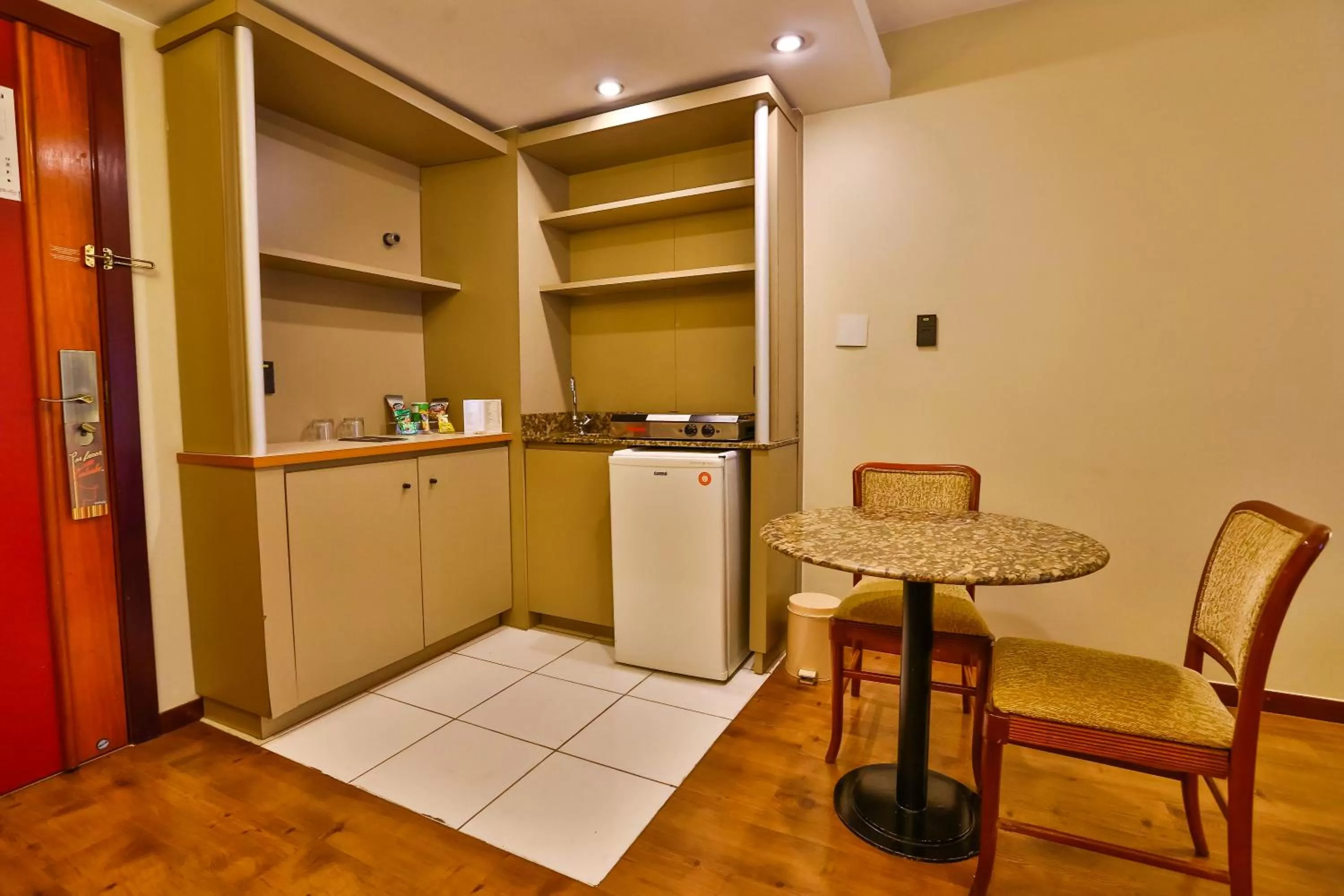 Kitchen or kitchenette in Metropolitan Hotel Brasília