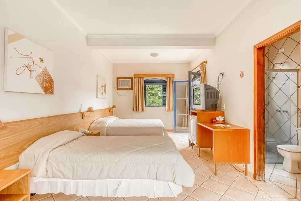 Bedroom, Bed in Jardin Park Hotel