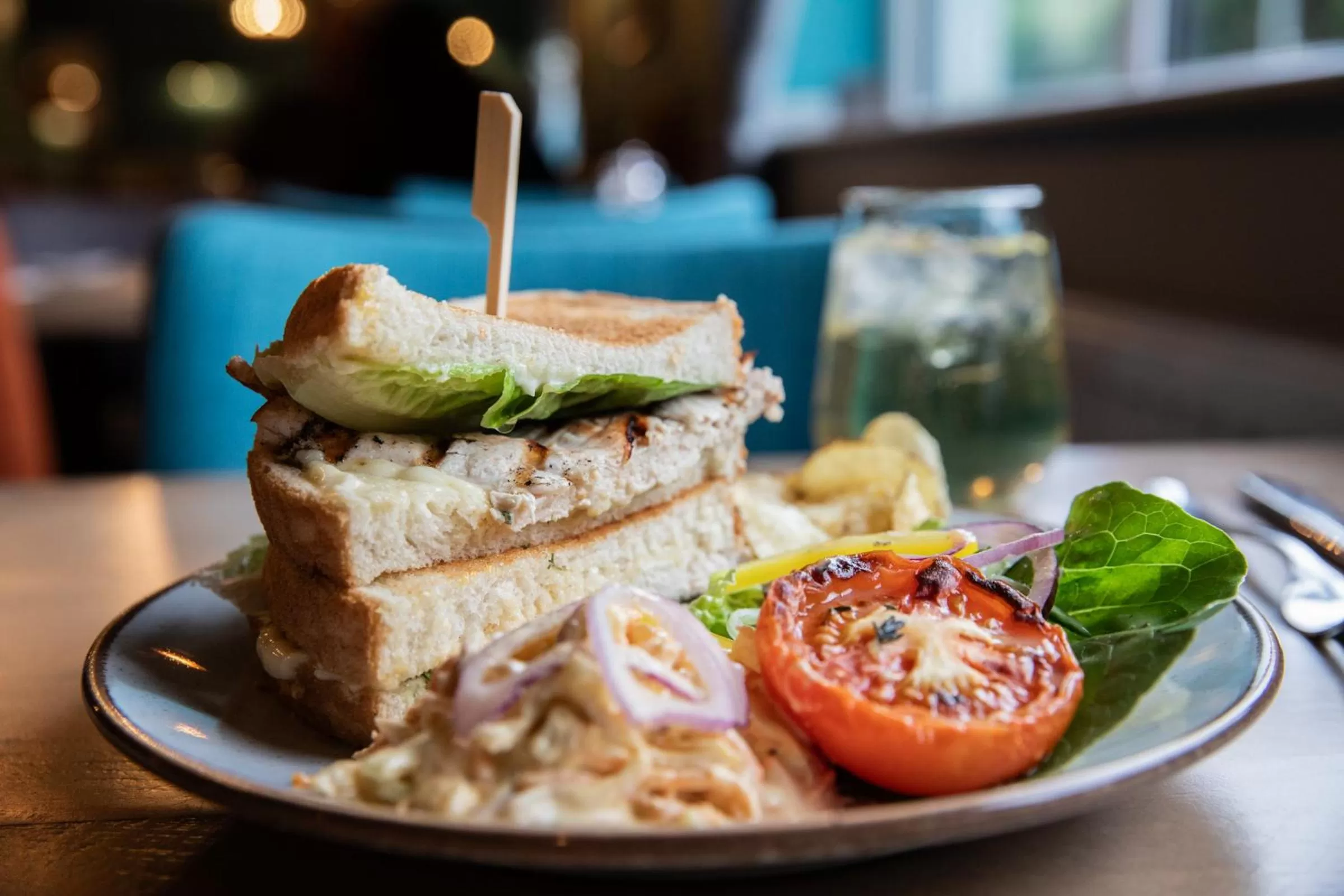 Food and drinks in Park Head Hotel