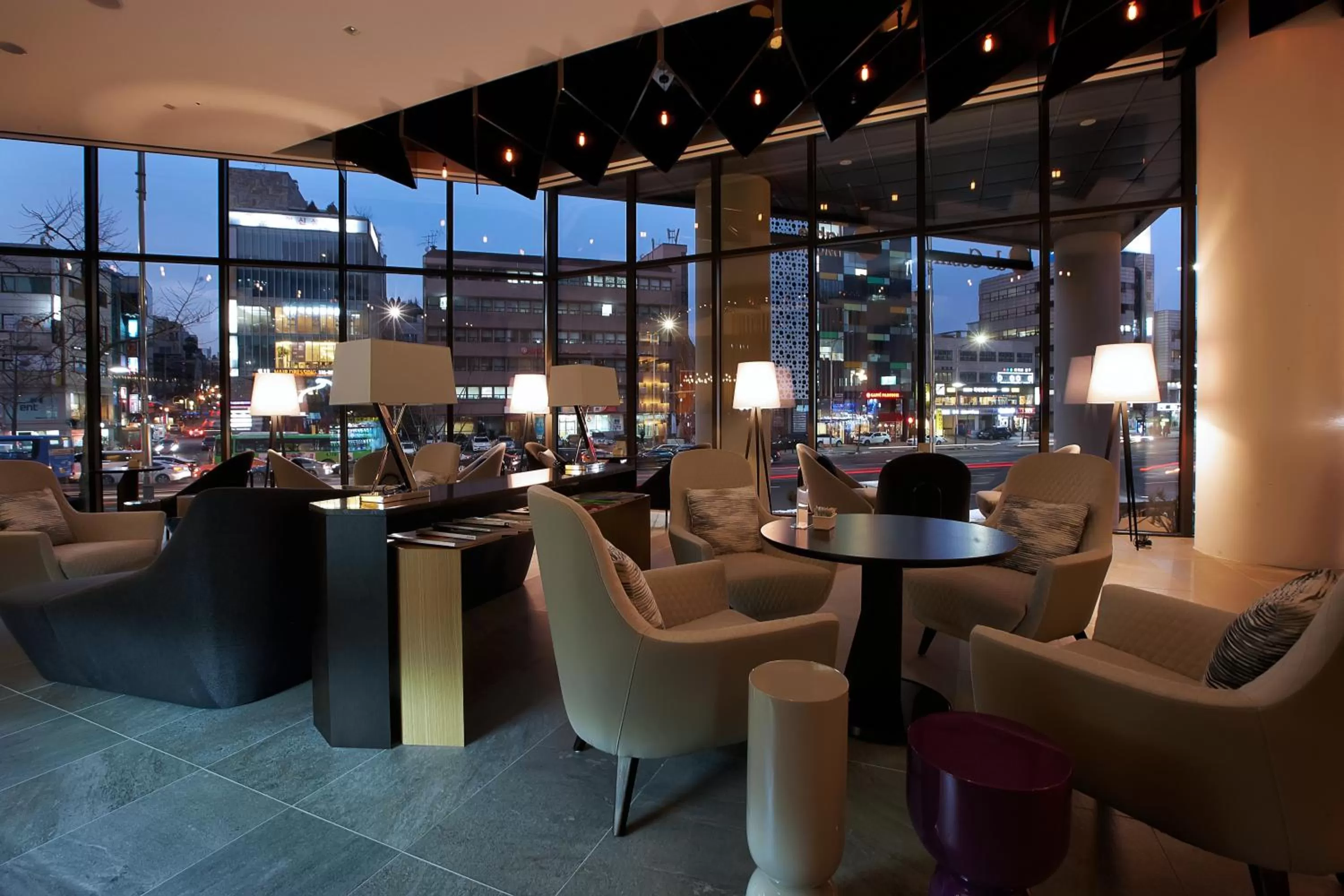 Restaurant/places to eat in Hotel Entra Gangnam