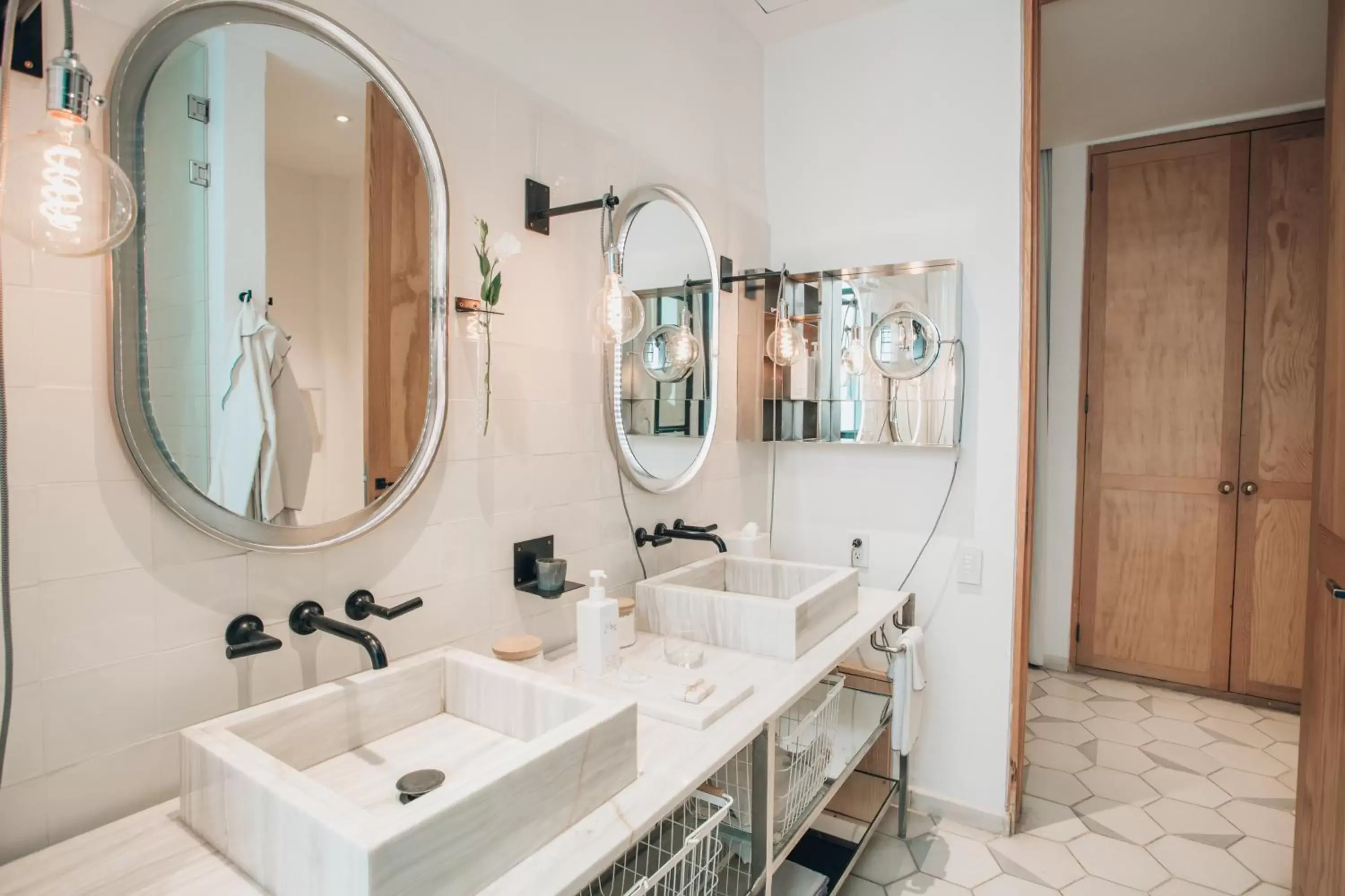 Bathroom in LOtel-Casa Arca