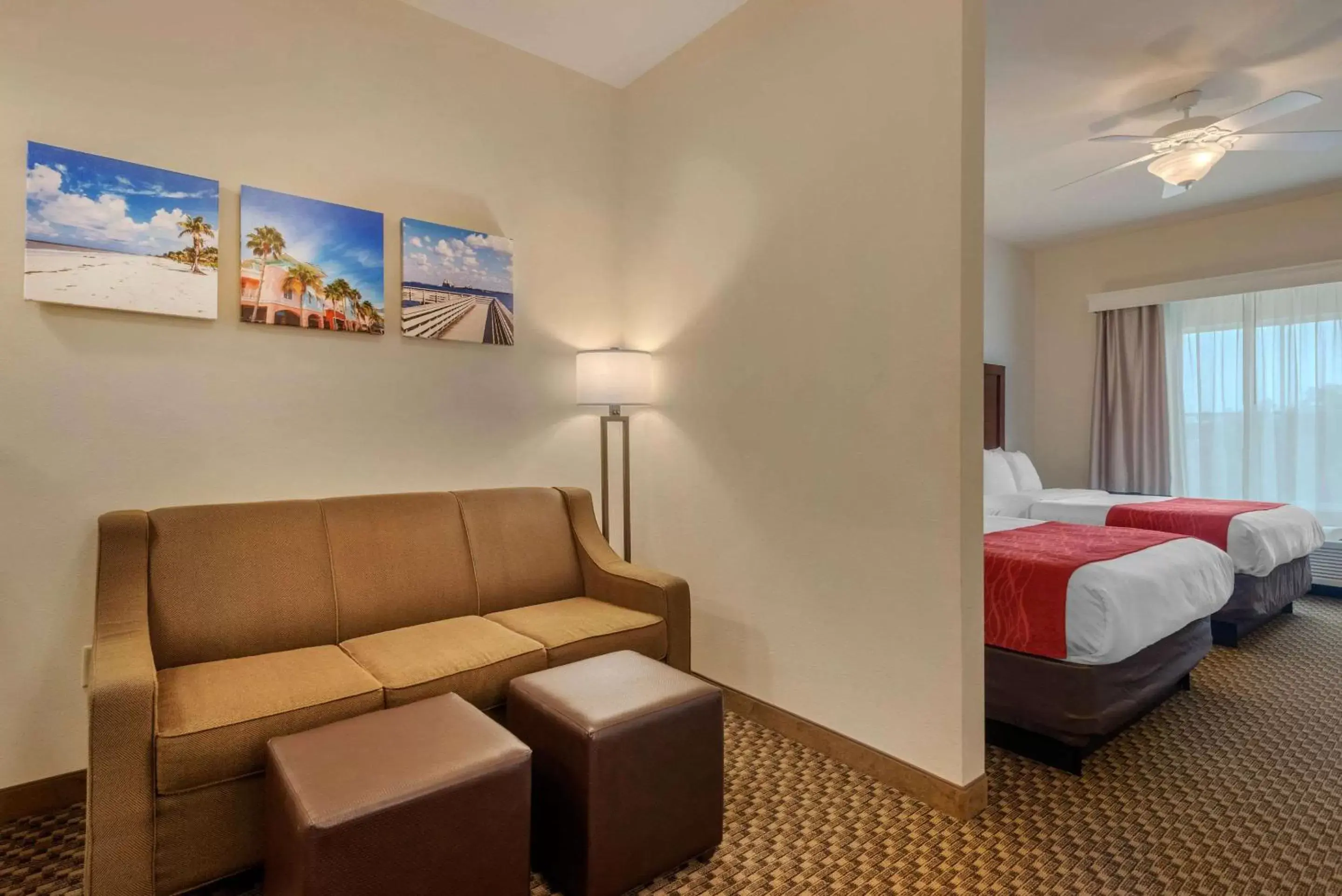 Photo of the whole room in Comfort Inn & Suites Fort Myers Airport