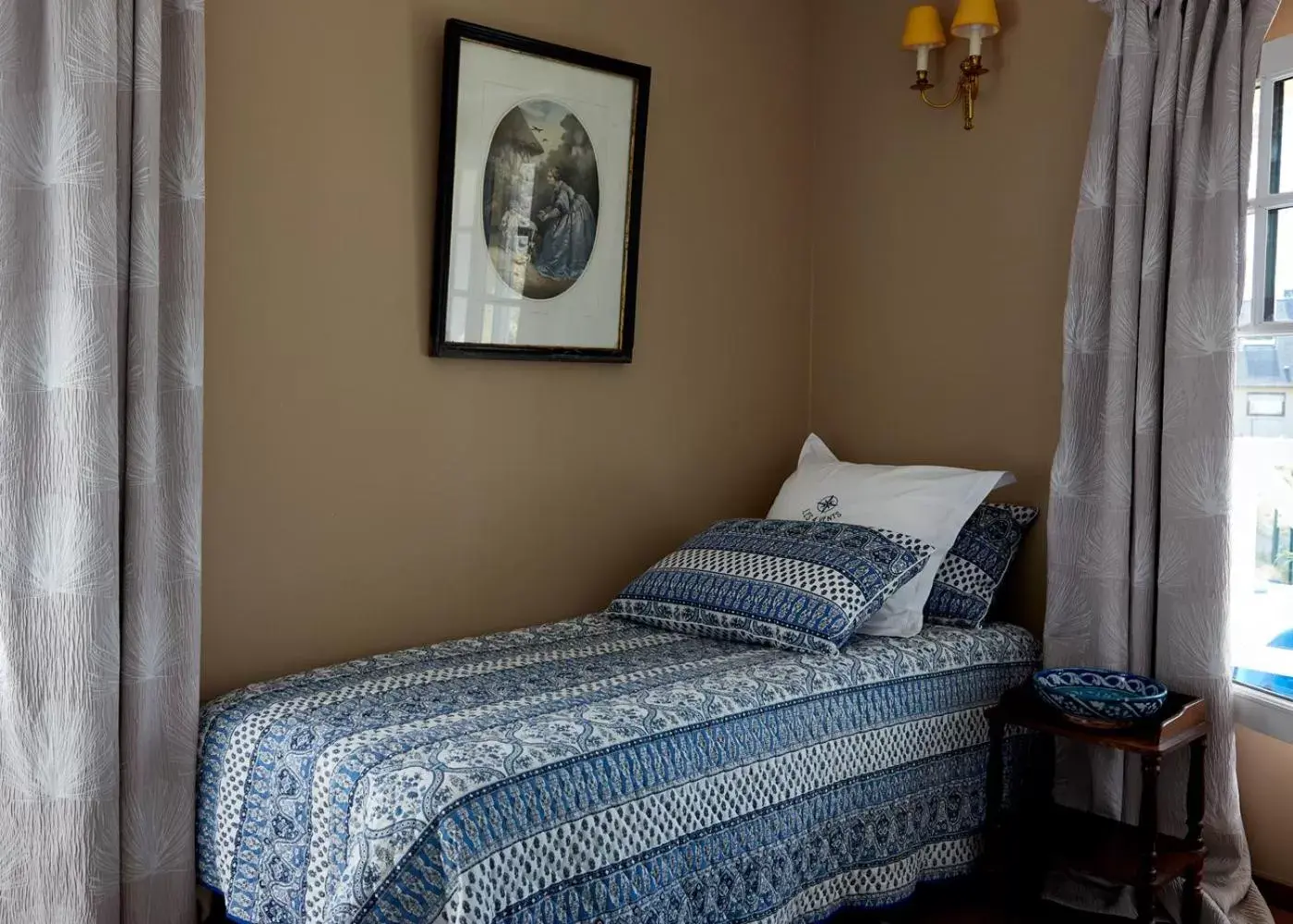 Bed in Chambres d'hôtes Les 4 Vents Pointe du Hoc - Landing Beaches
