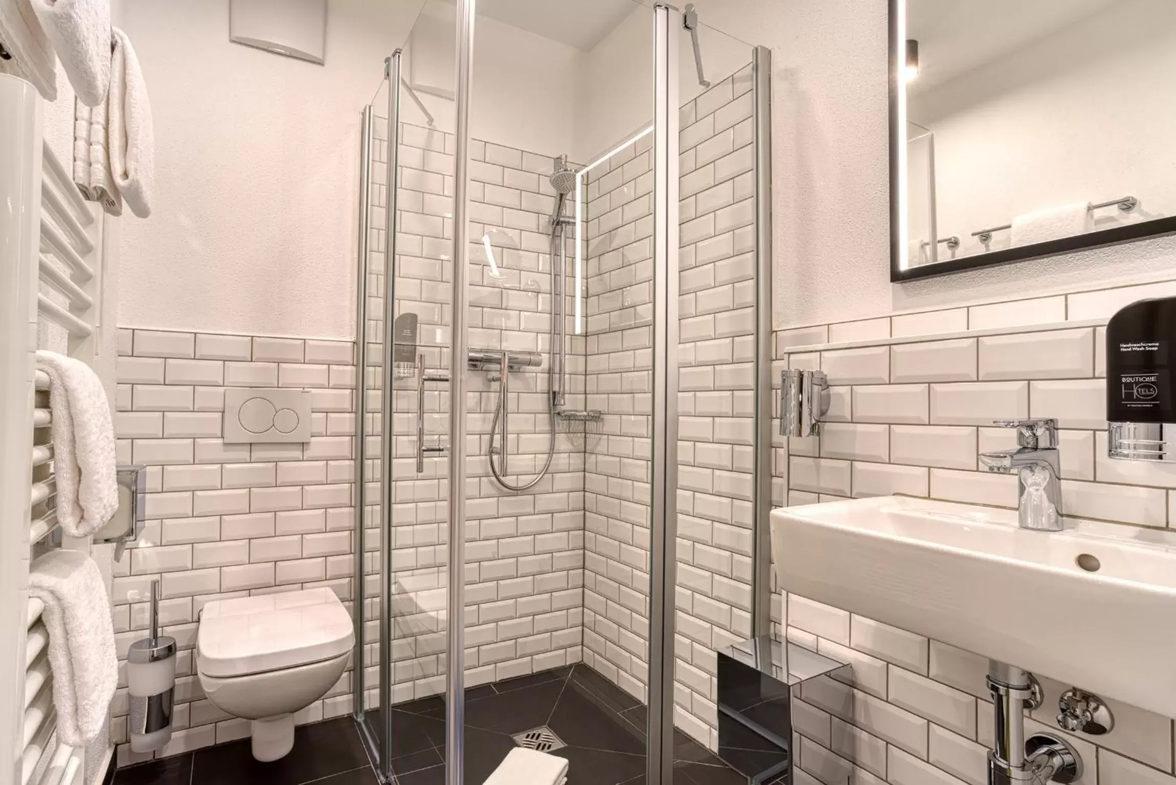 Bathroom in NYCE Hotel Ingolstadt Bathroom in NYCE Hotel Ingolstadt