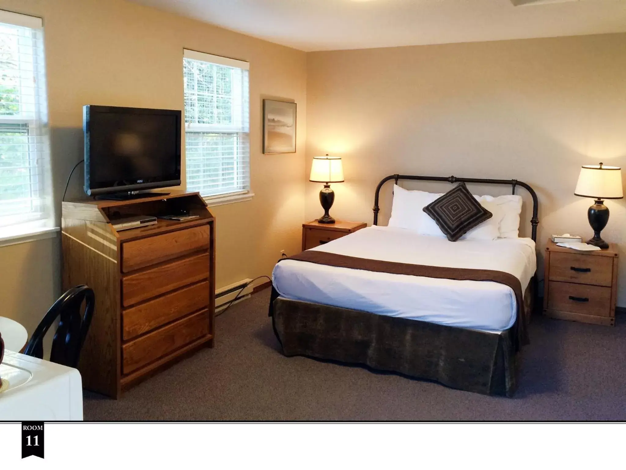 Bedroom, Bed in Ecola Creek Lodge