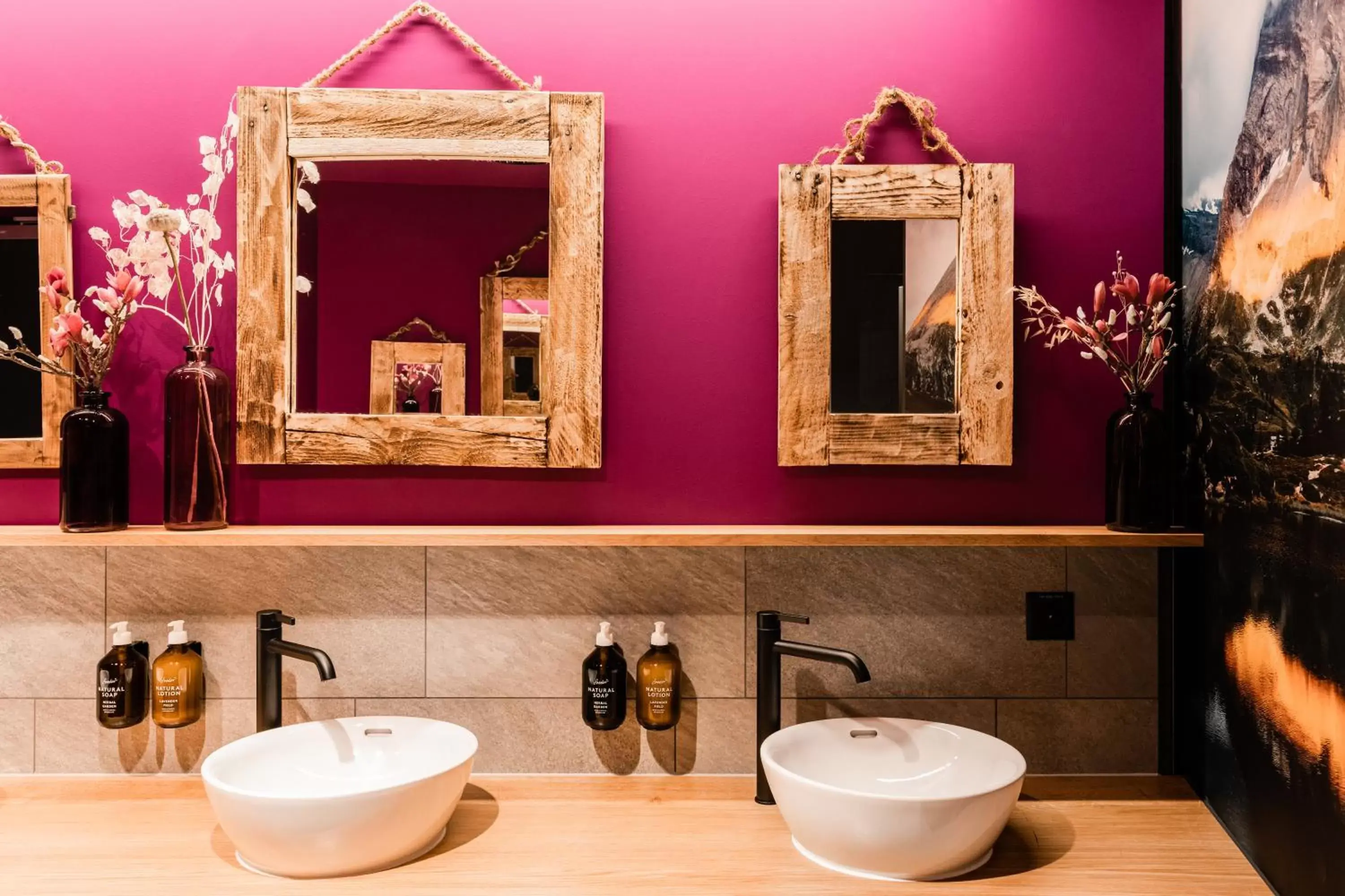 Bathroom in Capsule Hotel - Alpine Garden Zurich Airport