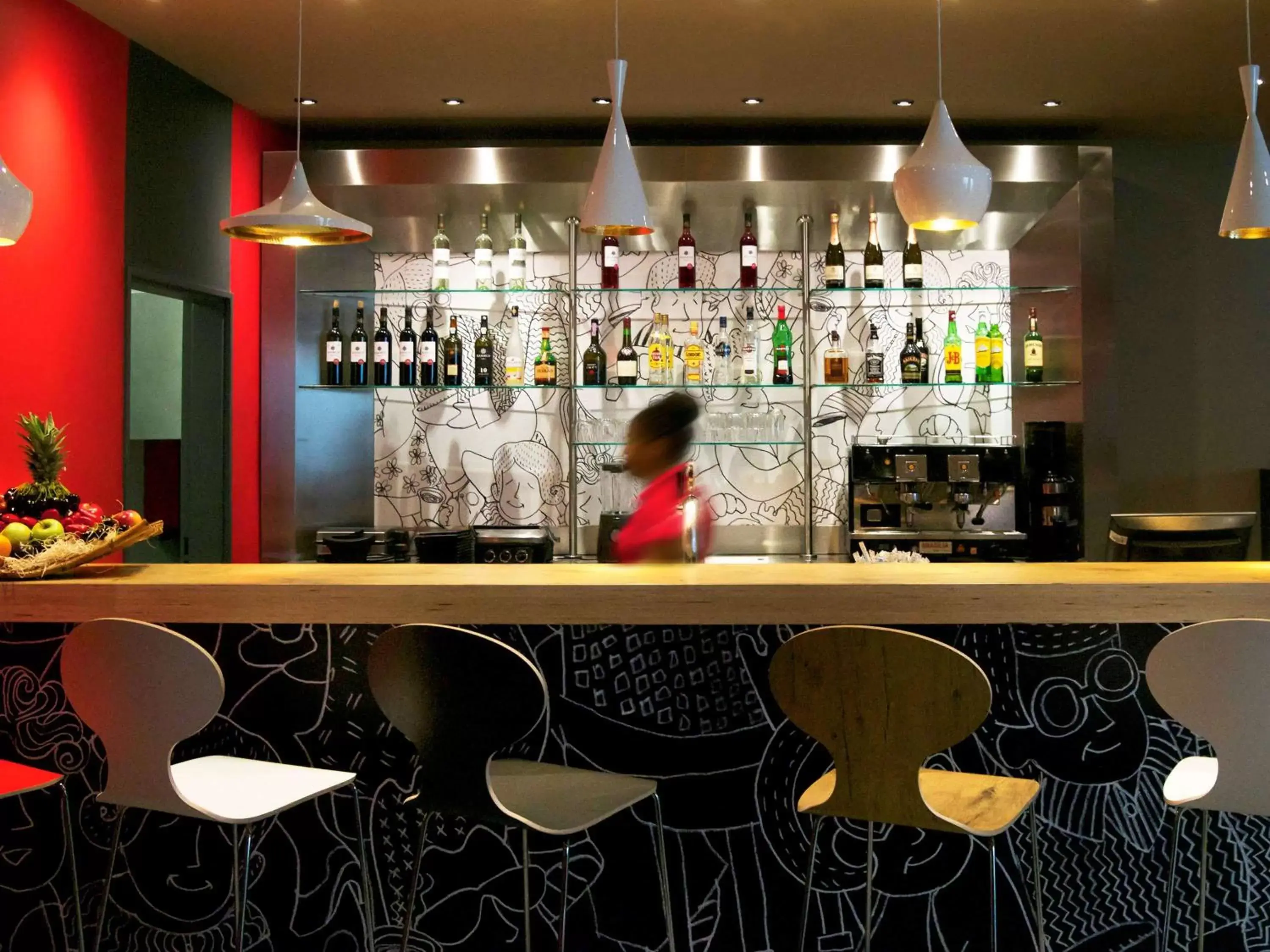 Restaurant/places to eat, Lounge/Bar in Hotel ibis Lisboa Saldanha