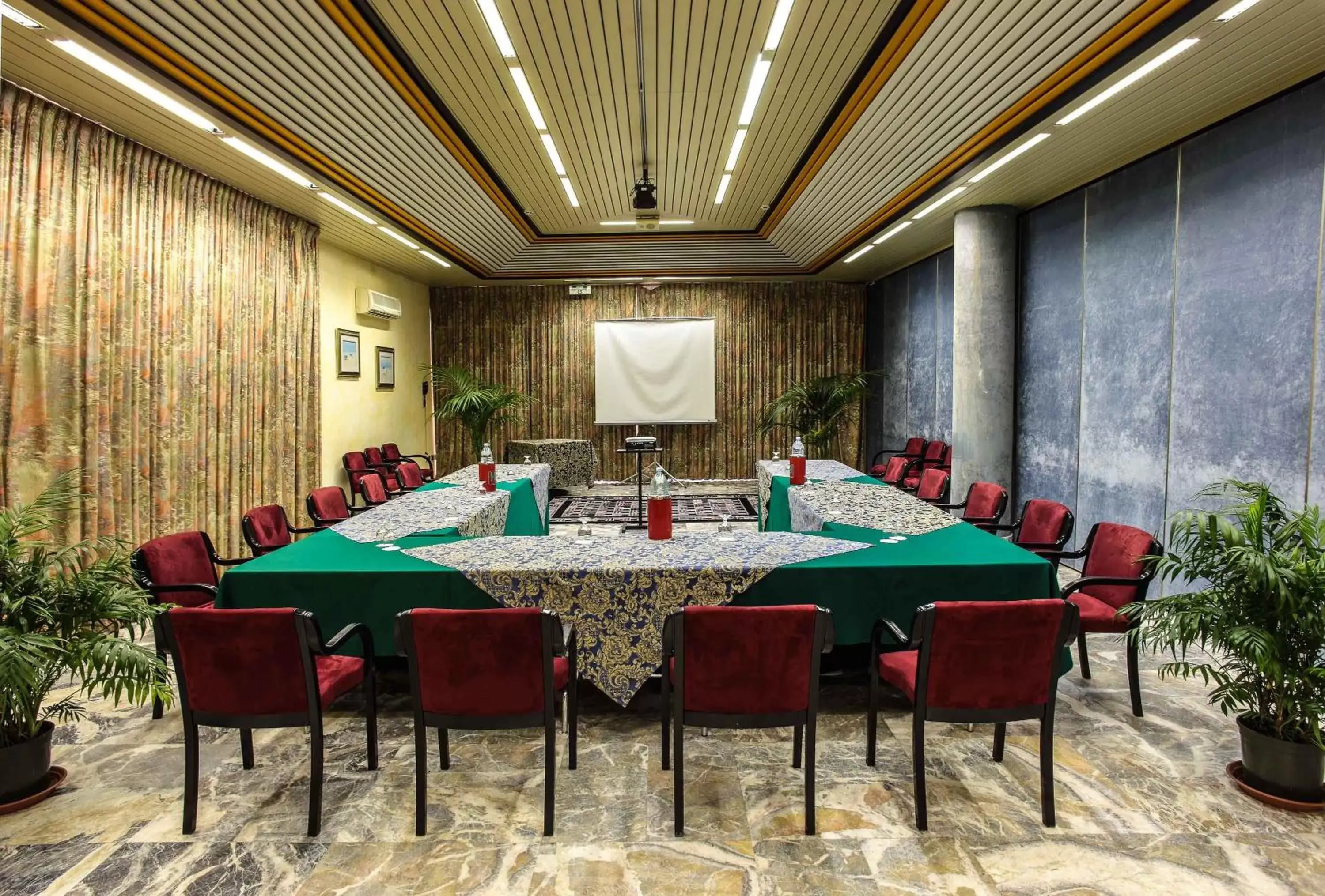 Meeting/conference room in Hotel Grazia Deledda