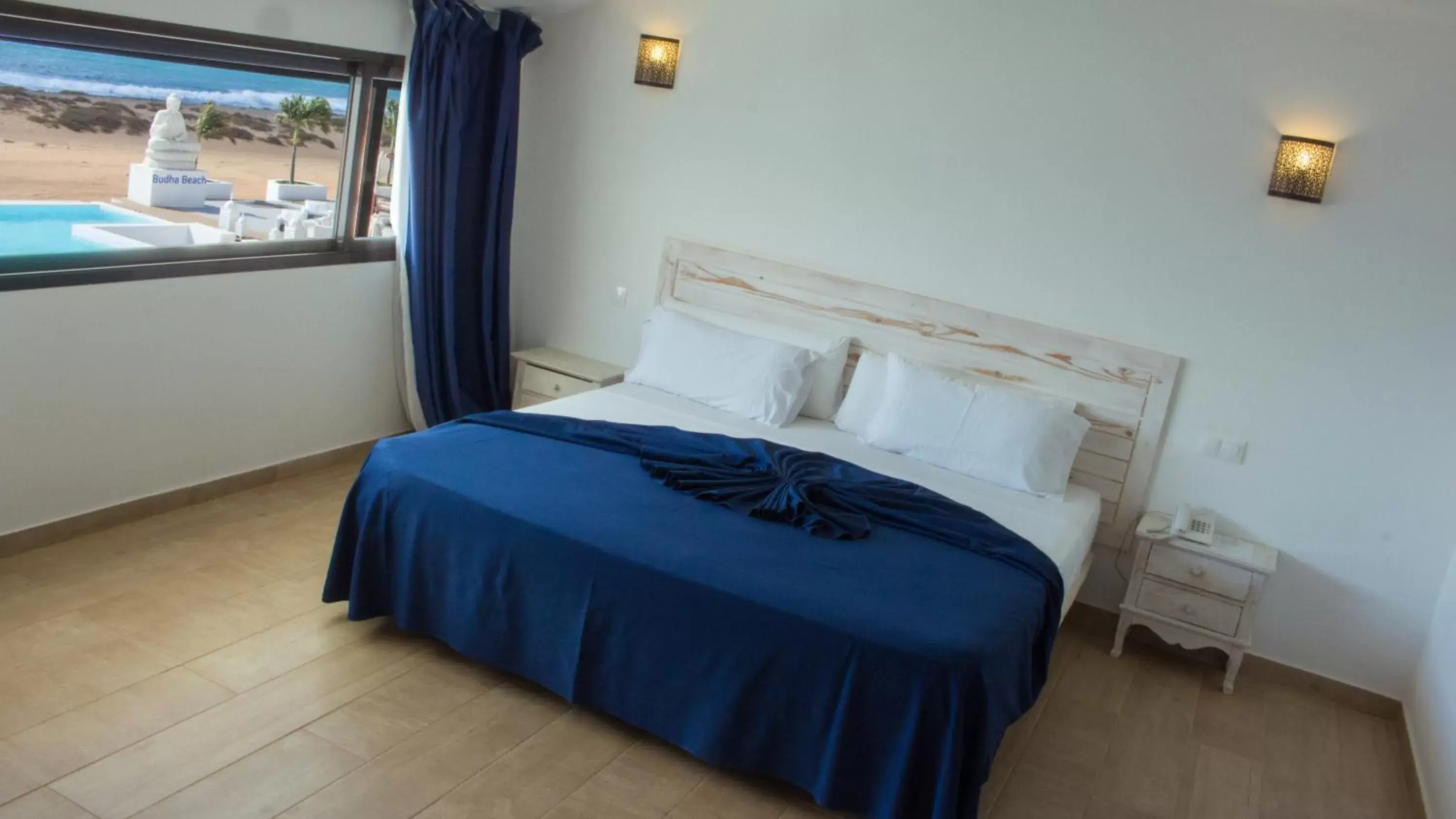 Bedroom, Bed in Hotel LIVVO Budha Beach
