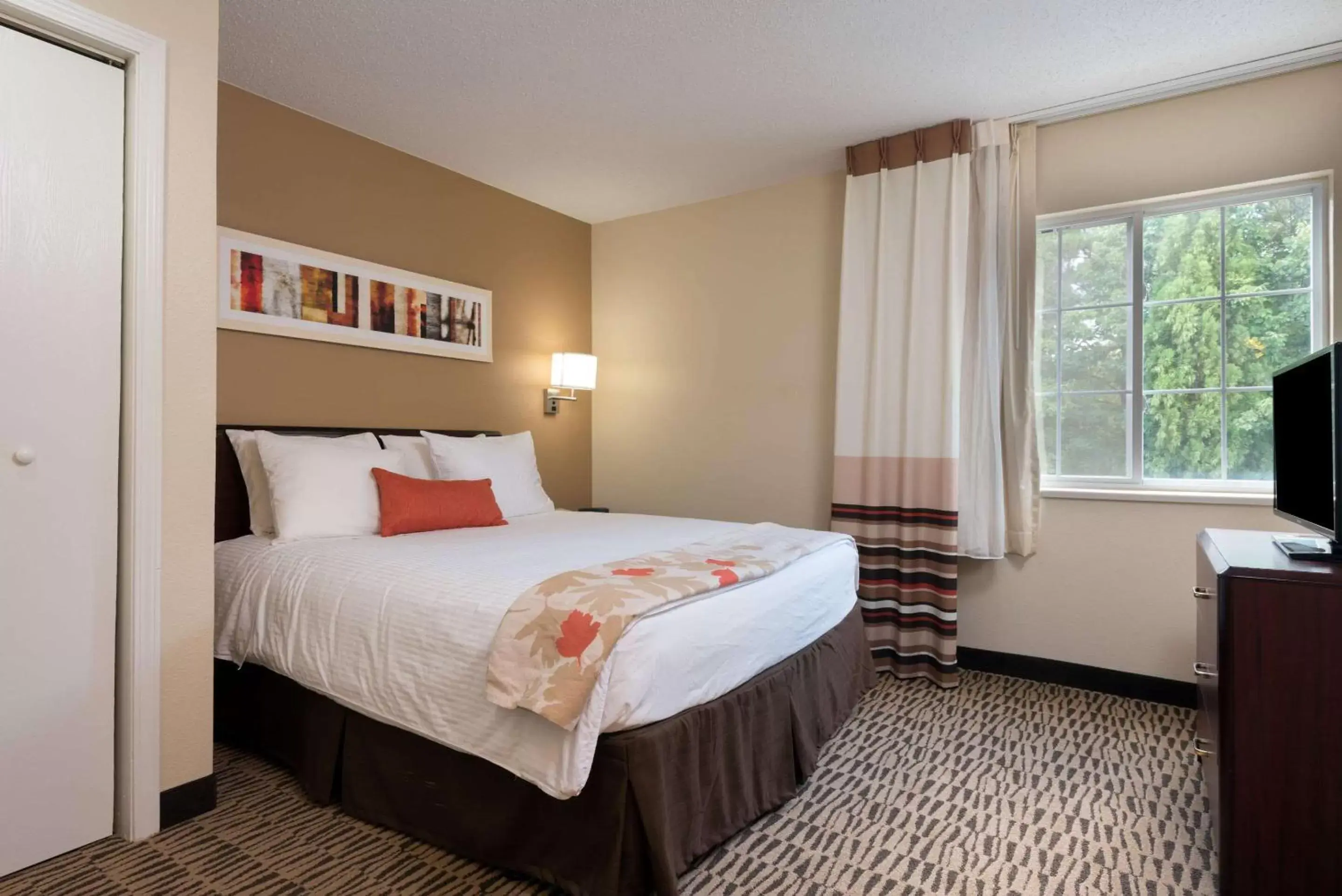 Bedroom in MainStay Suites Salt Lake City Fort Union