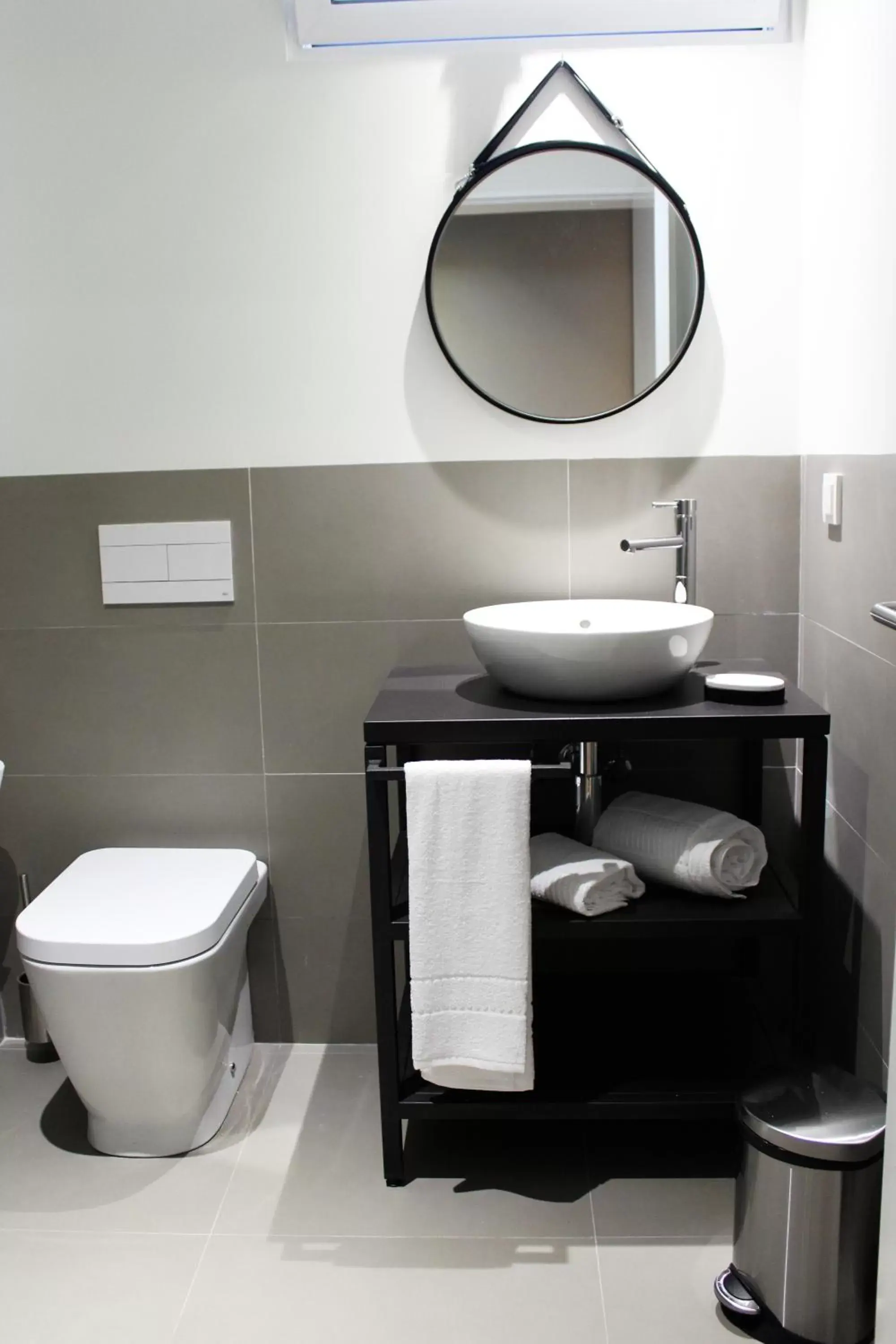 Toilet, Bathroom in Apartamentos Turisticos Paraiso
