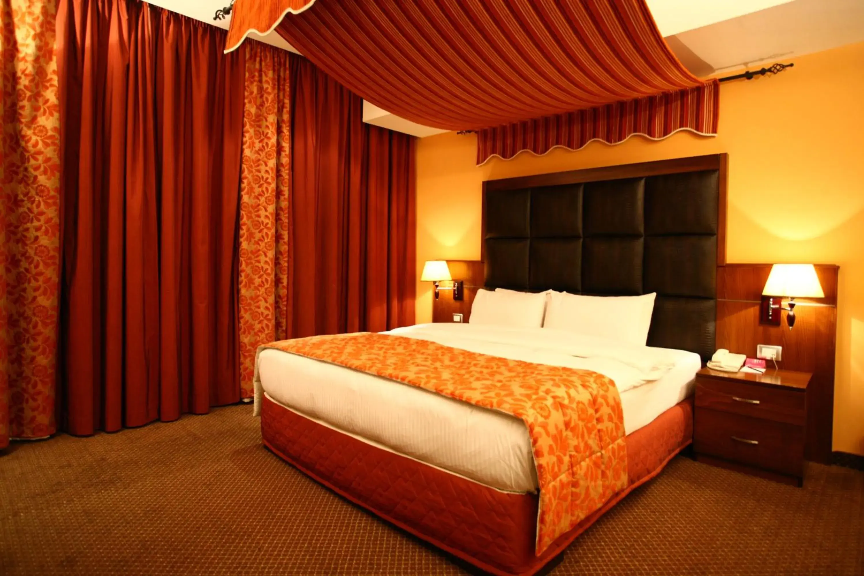 Bed in Markazia Suites