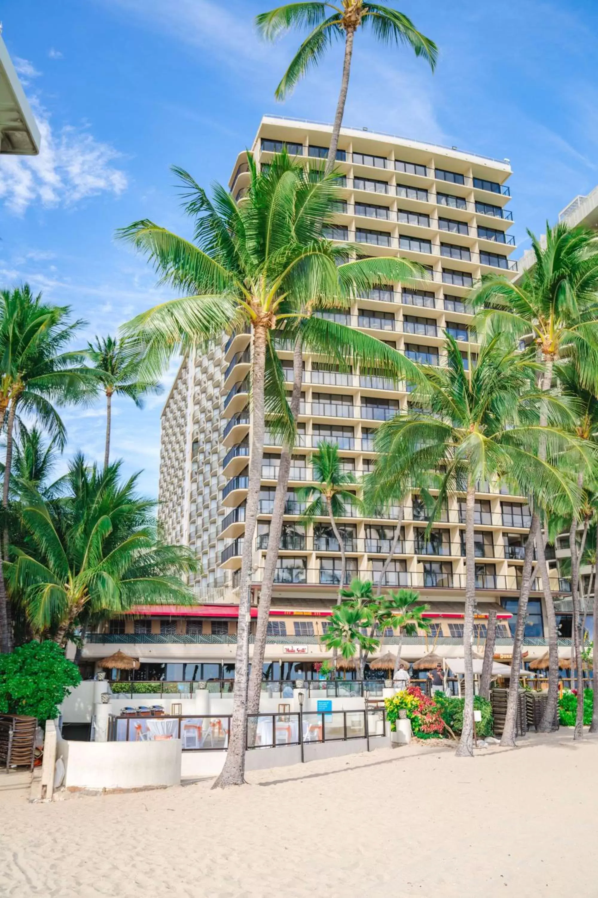 Property Building in OUTRIGGER Waikiki Beach Resort