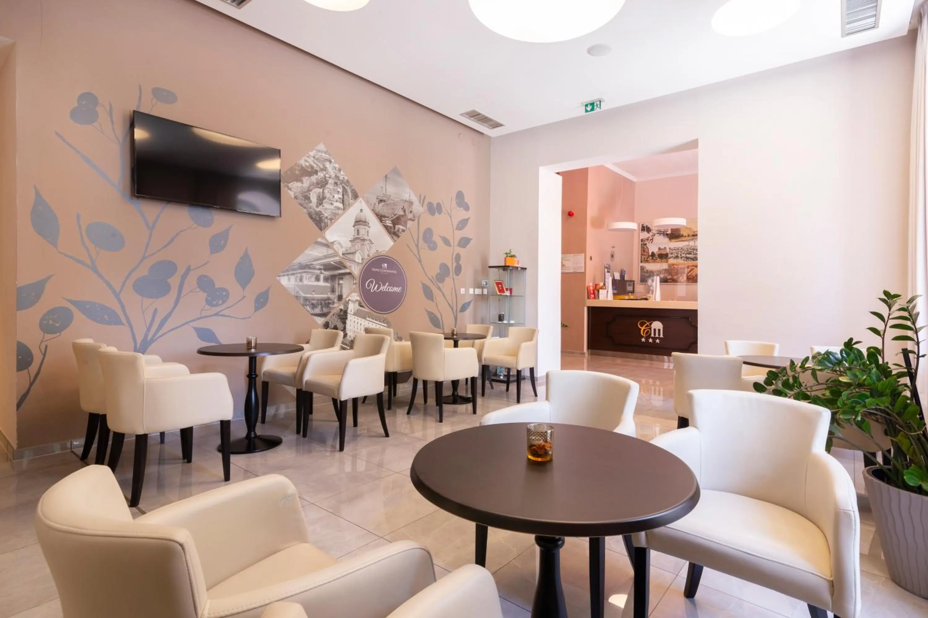 Lobby or reception in Hotel Continental