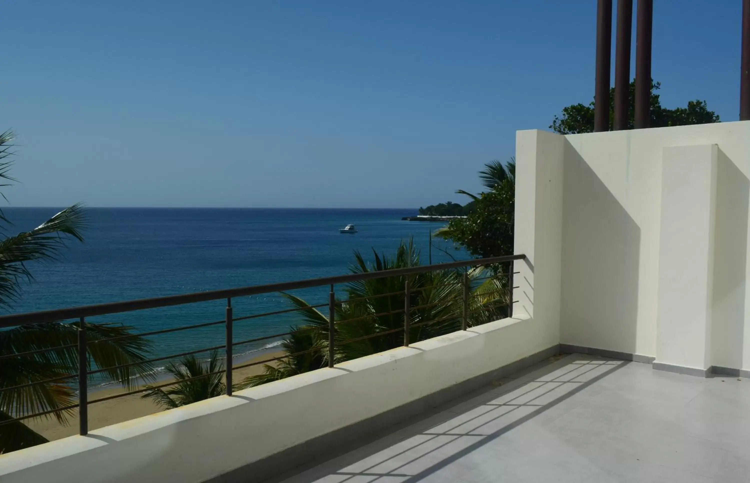 Balcony/Terrace, Sea View in Instyle Residences at Infiniti Blu