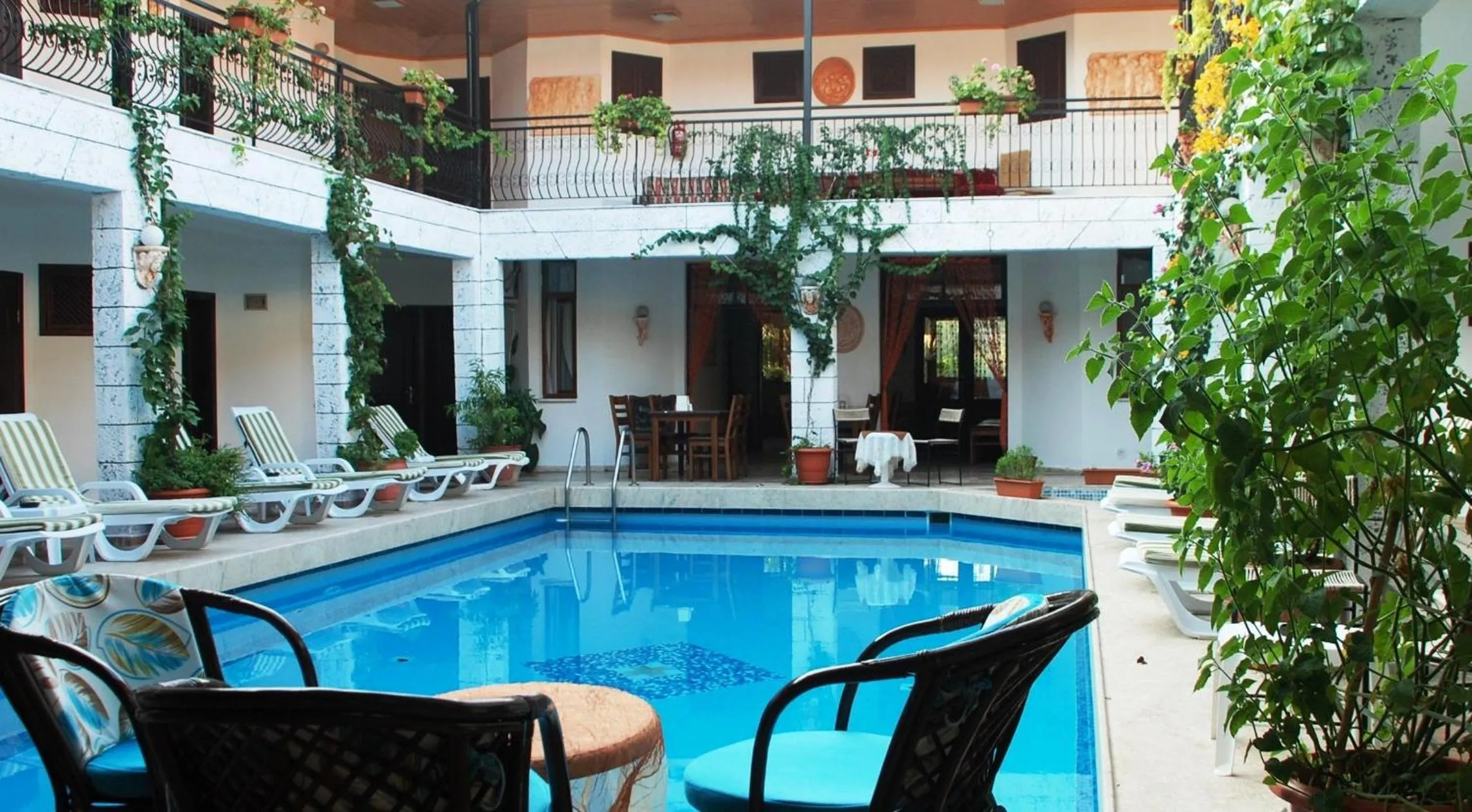 Swimming pool in Han Dalyan Hotel