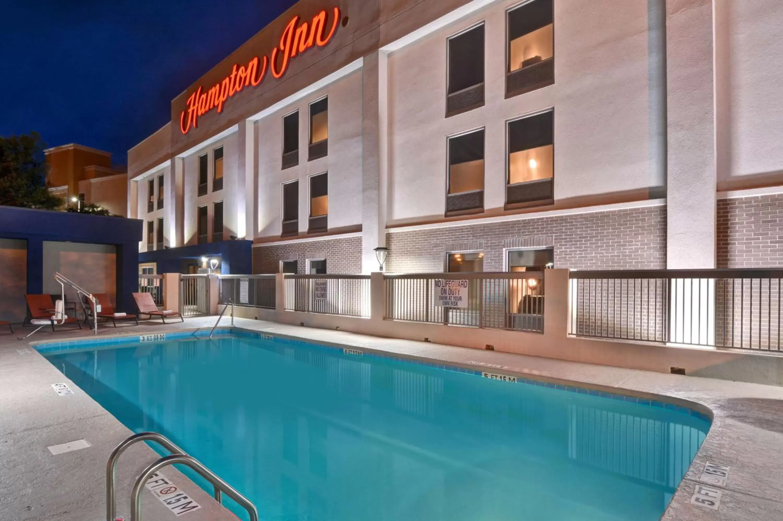 Pool view, Swimming Pool in Hampton Inn Anderson