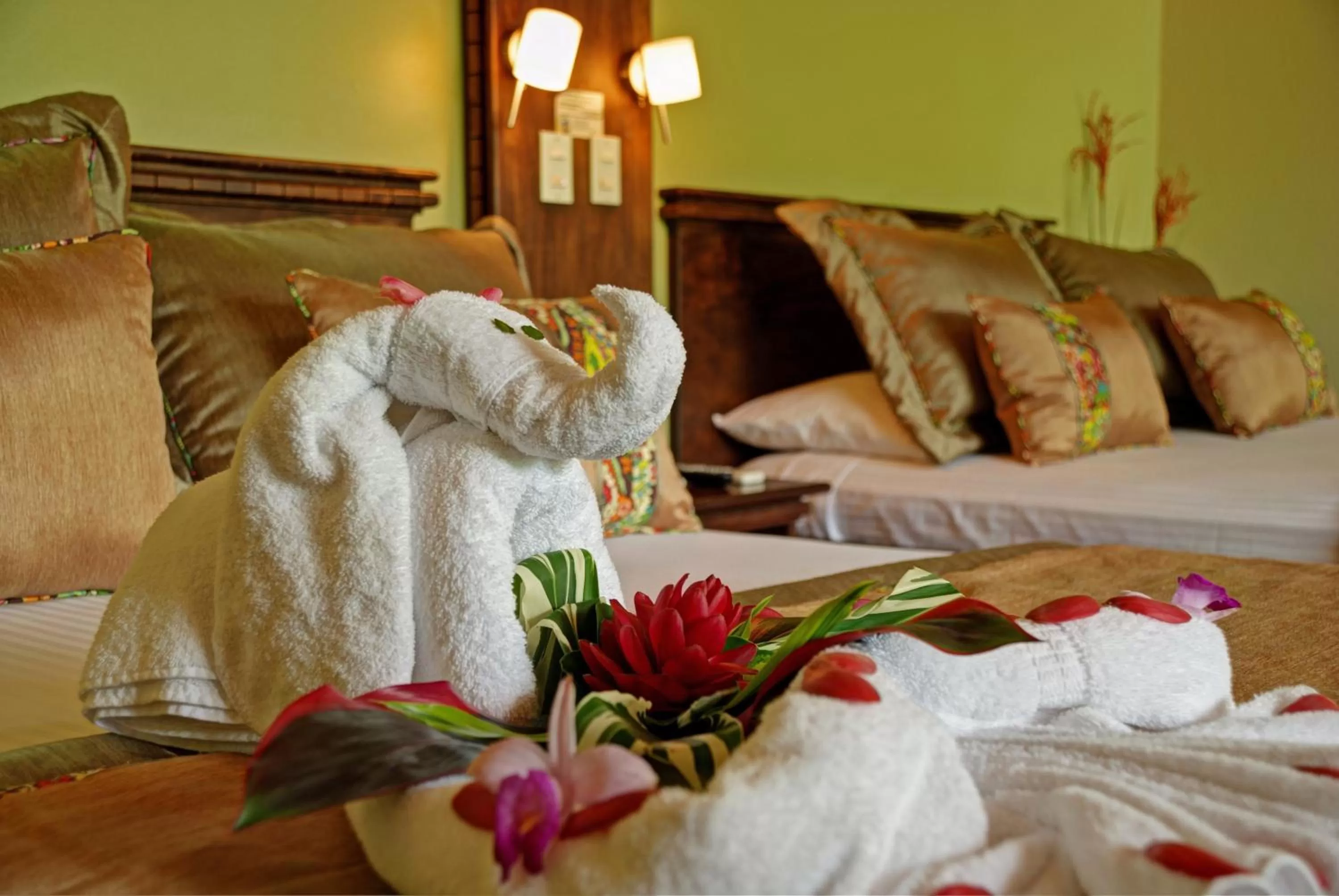 Bed in Volcano Lodge, Hotel & Thermal Experience