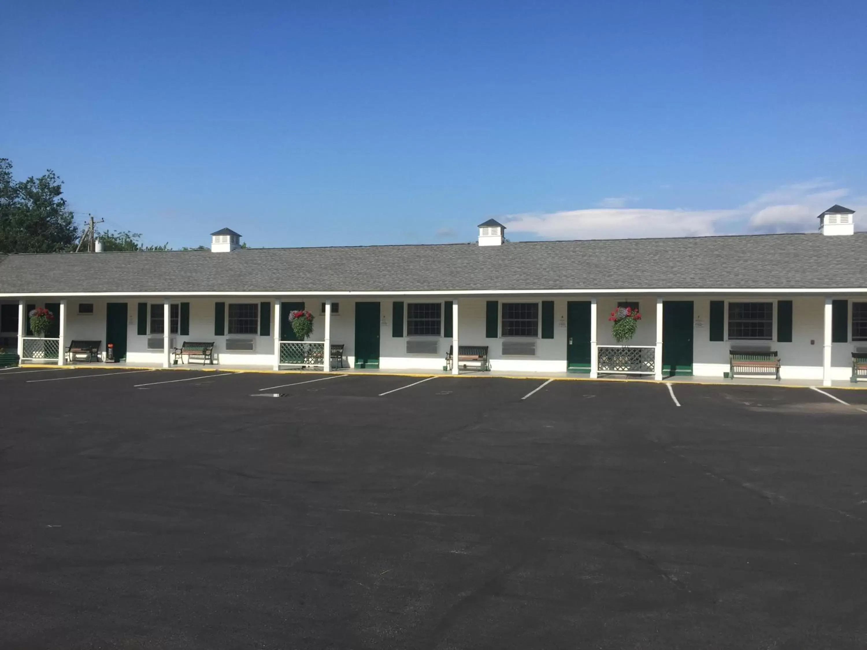 Property building in Briarcliff Motel Property building in Briarcliff Motel