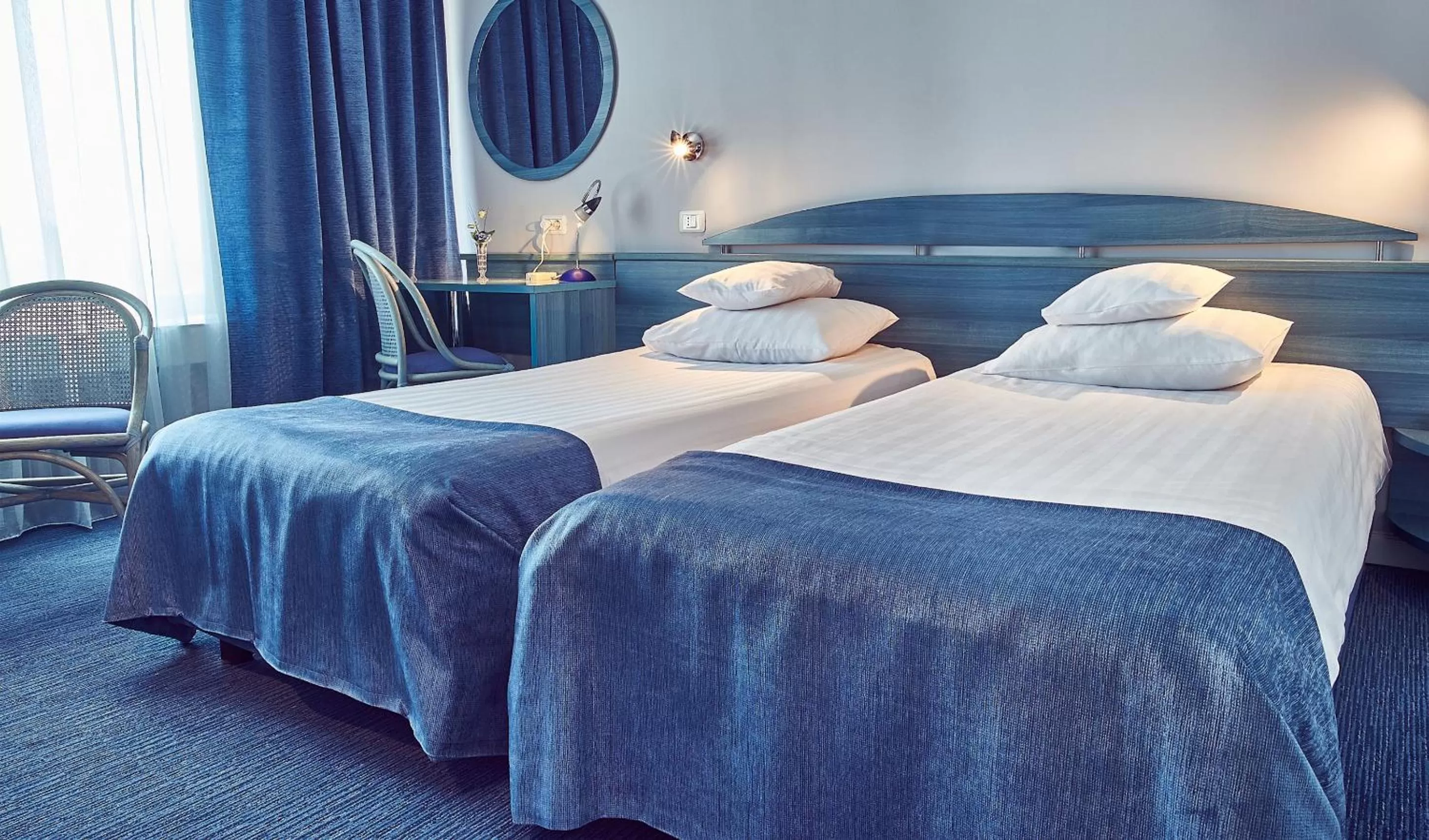 Bed in Continental Drobeta Turnu Severin