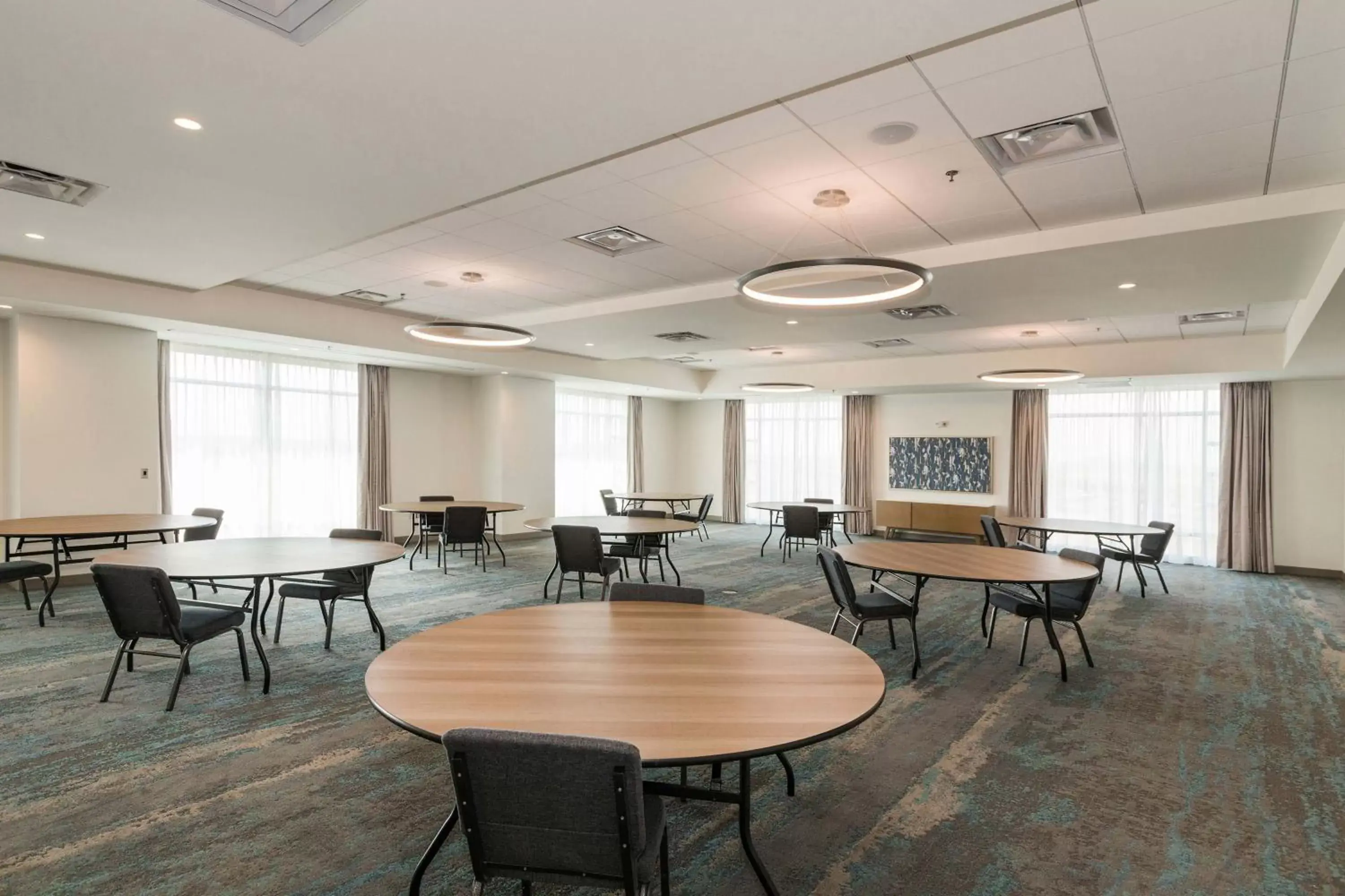 Meeting/conference room, Restaurant/Places to Eat in Element Denver International Airport