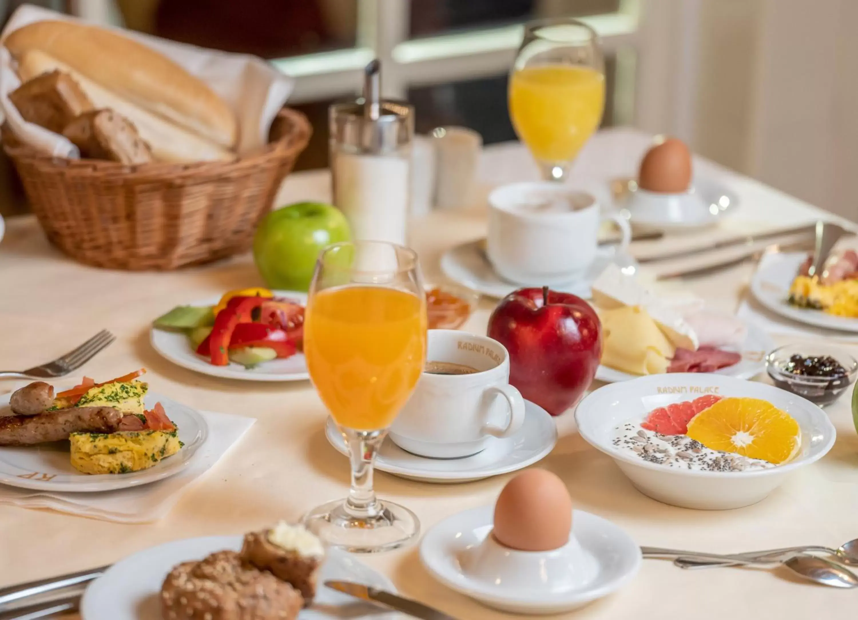 Breakfast in Hotel Radium Palace