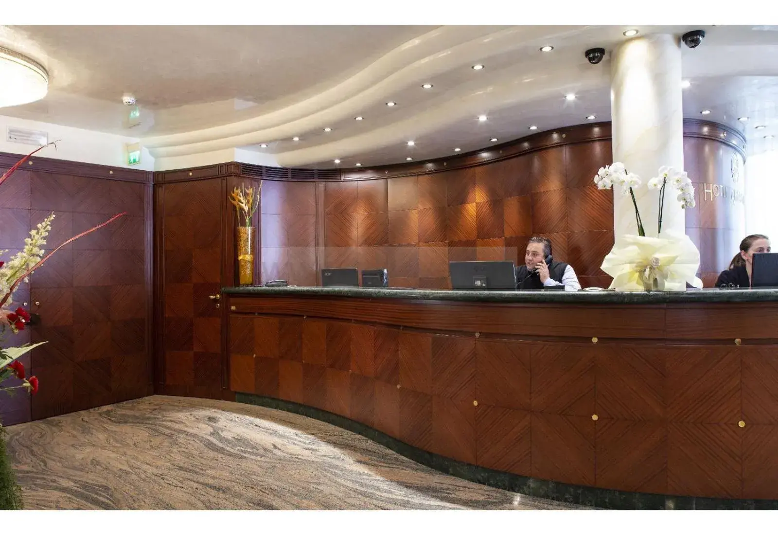 Staff, Lobby/Reception in Hotel Ambassador
