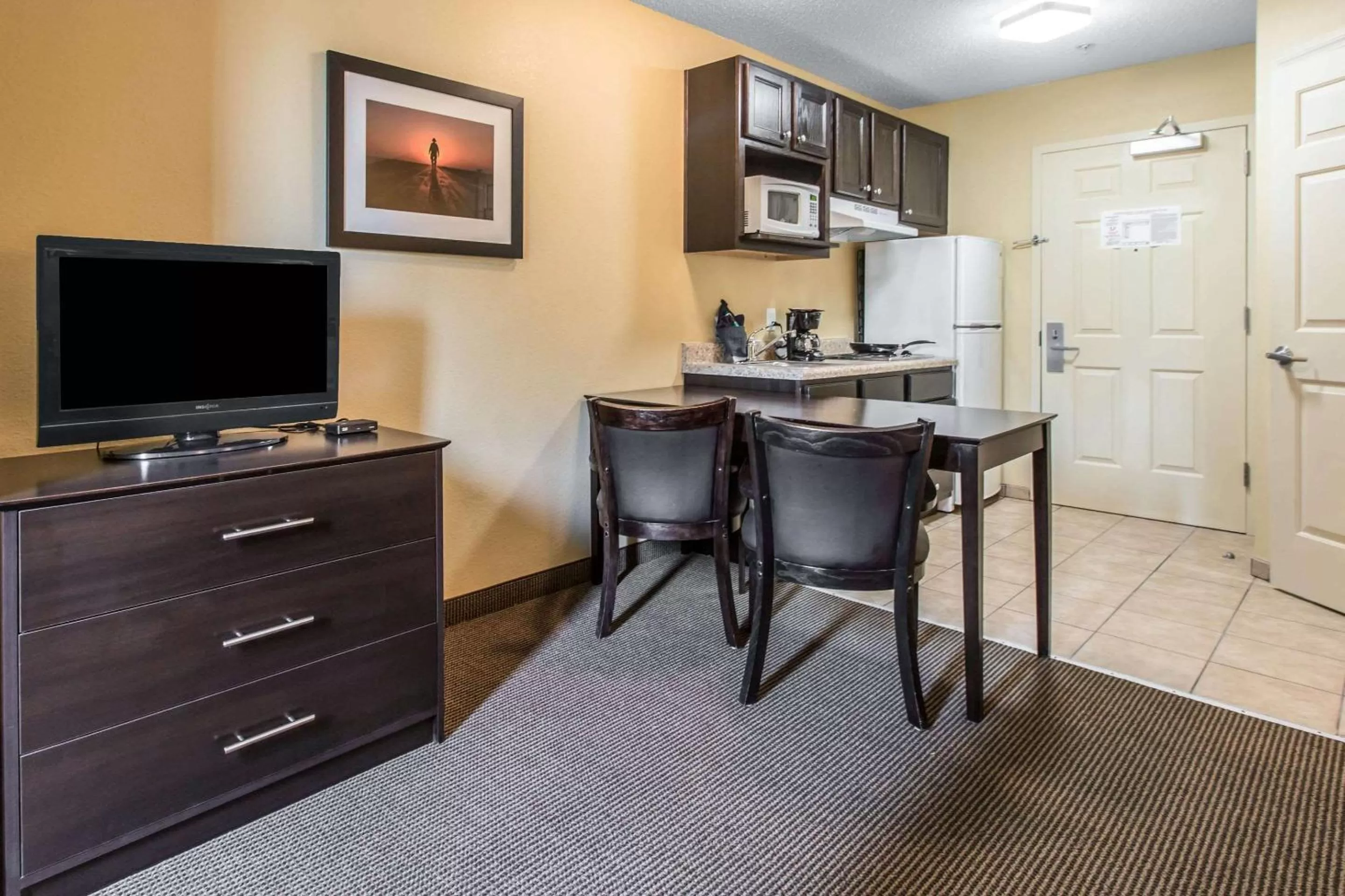 Queen Suite with Two Queen Beds - Non Smoking in Suburban Studios Near Camp Lejeune