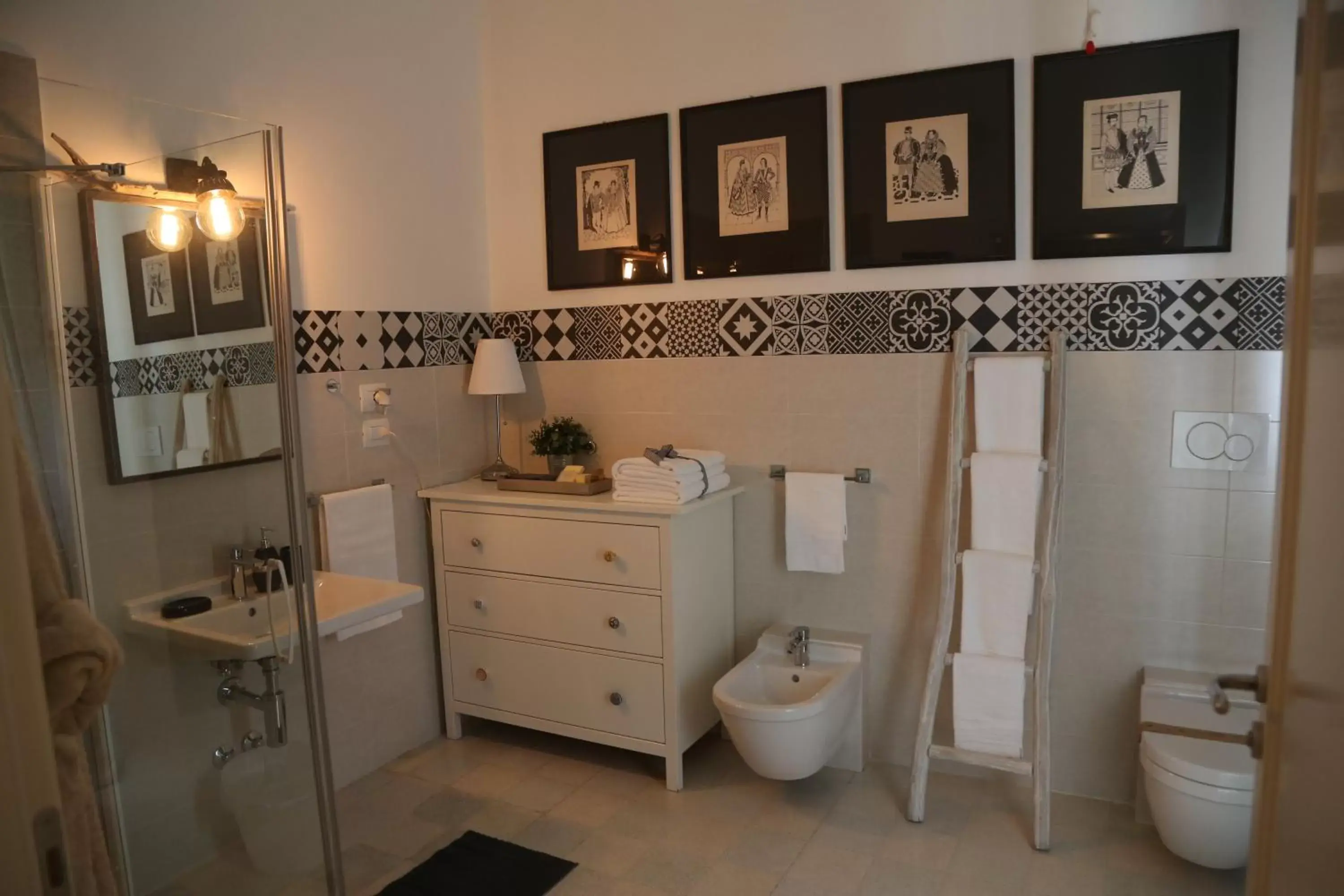 Photo of the whole room, Bathroom in Palazzo Bignami
