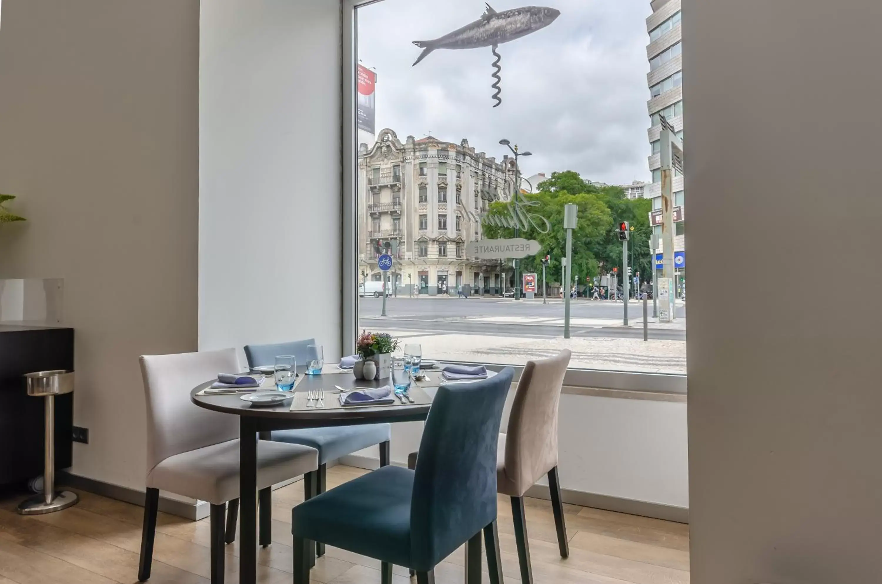 Restaurant/places to eat in Jupiter Lisboa Hotel