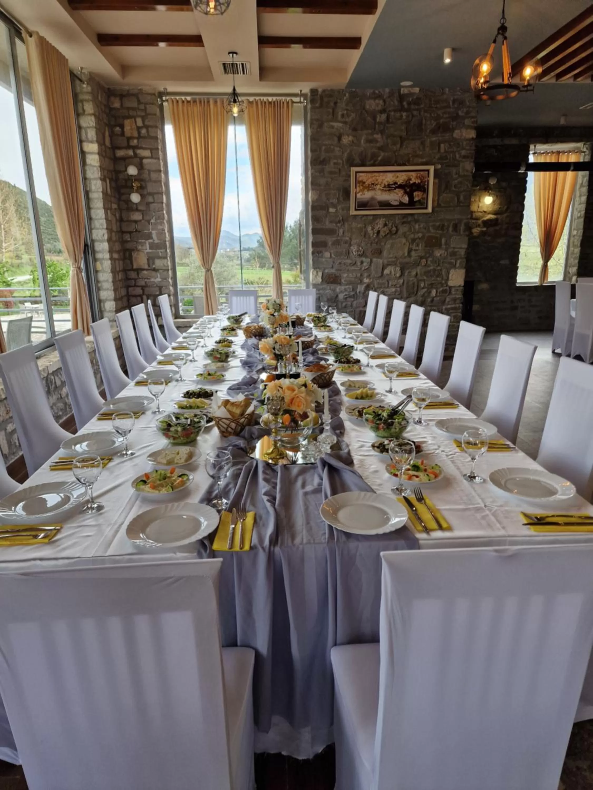 Restaurant/places to eat, Banquet Facilities in Hotel Baci