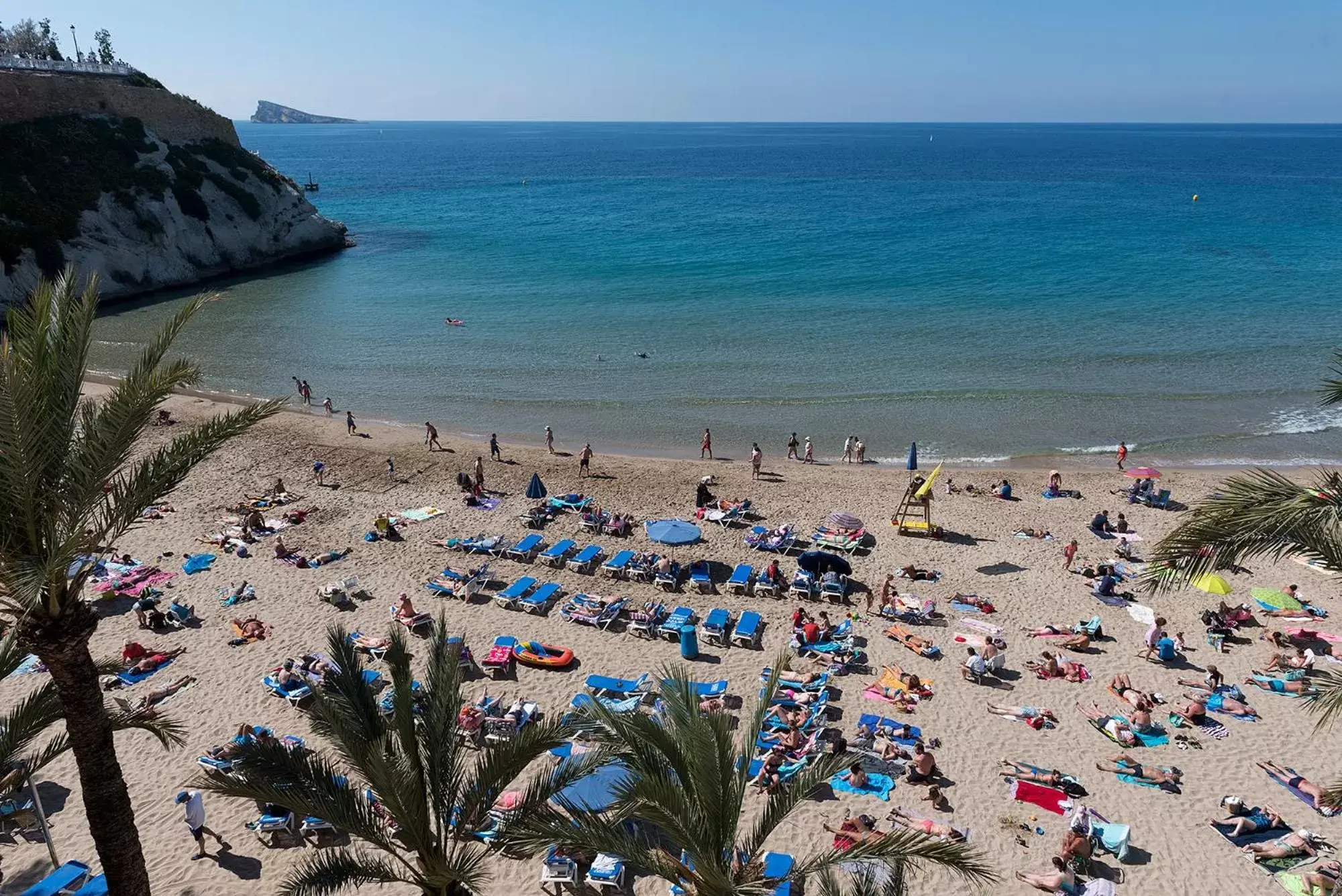 Neighbourhood, Beach in Hotel Roca-Mar