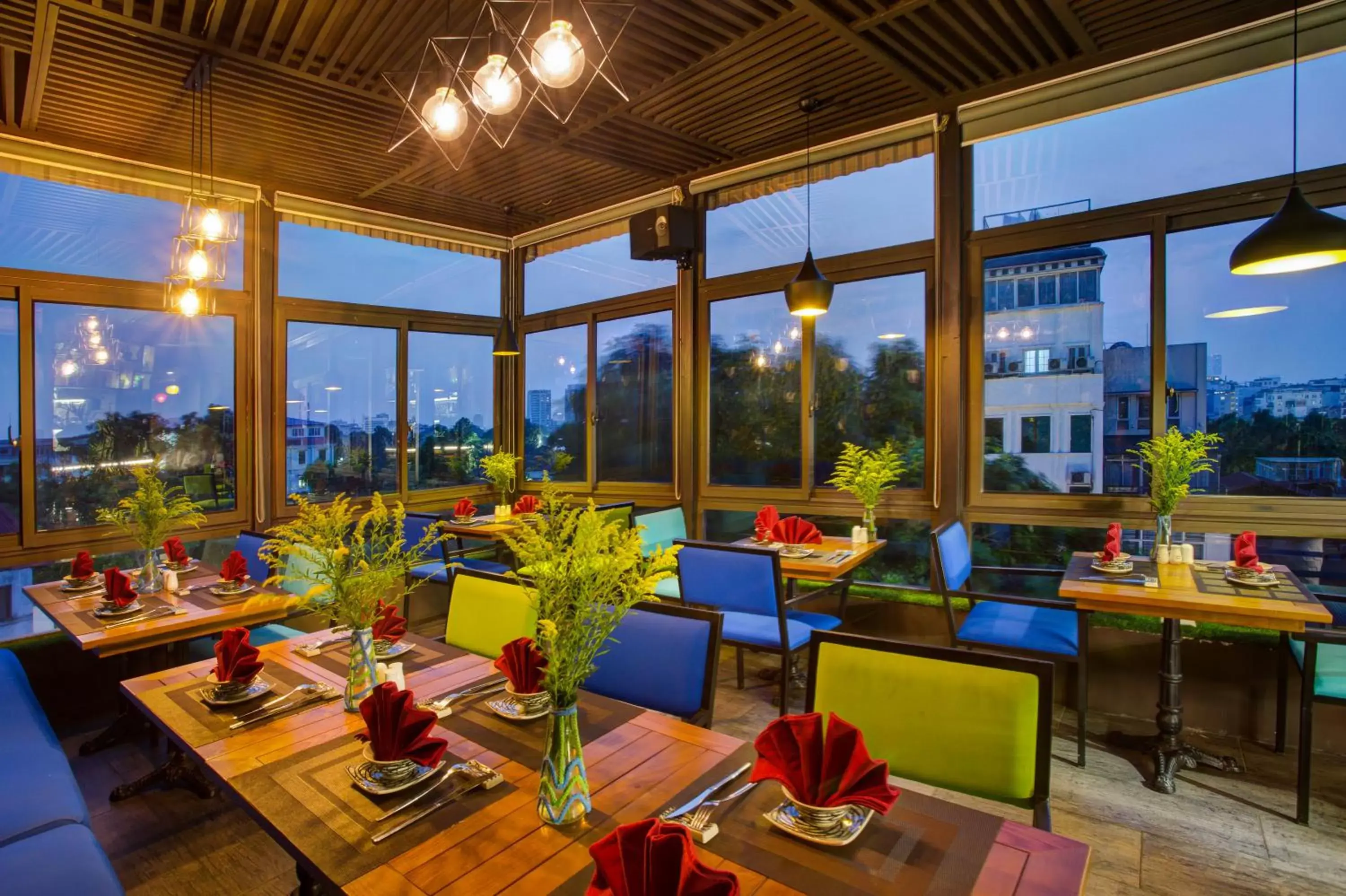 Restaurant/places to eat in Hanoi La Selva Hotel Restaurant/places to eat in Hanoi La Selva Hotel