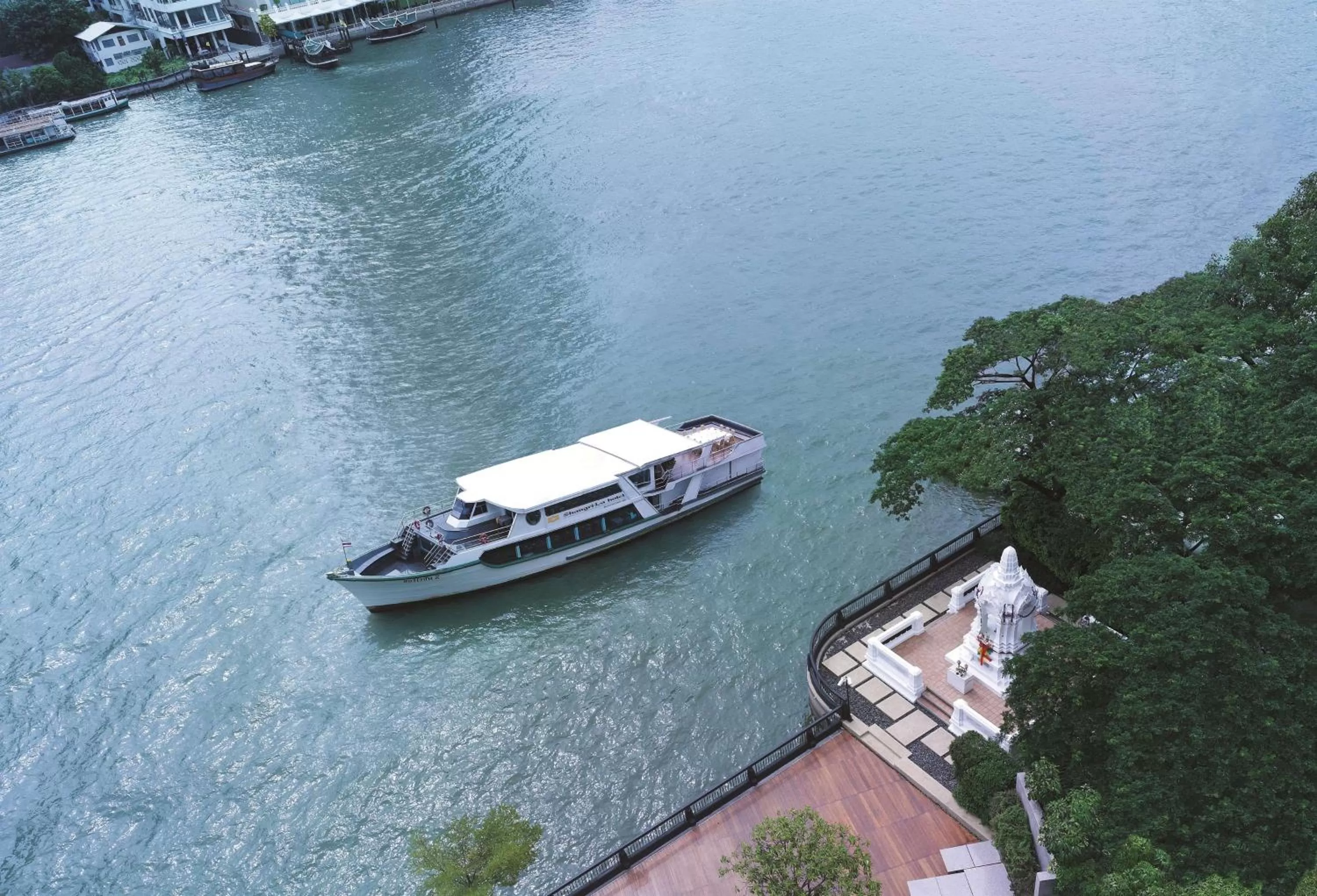 Restaurant/places to eat in Shangri-La Bangkok