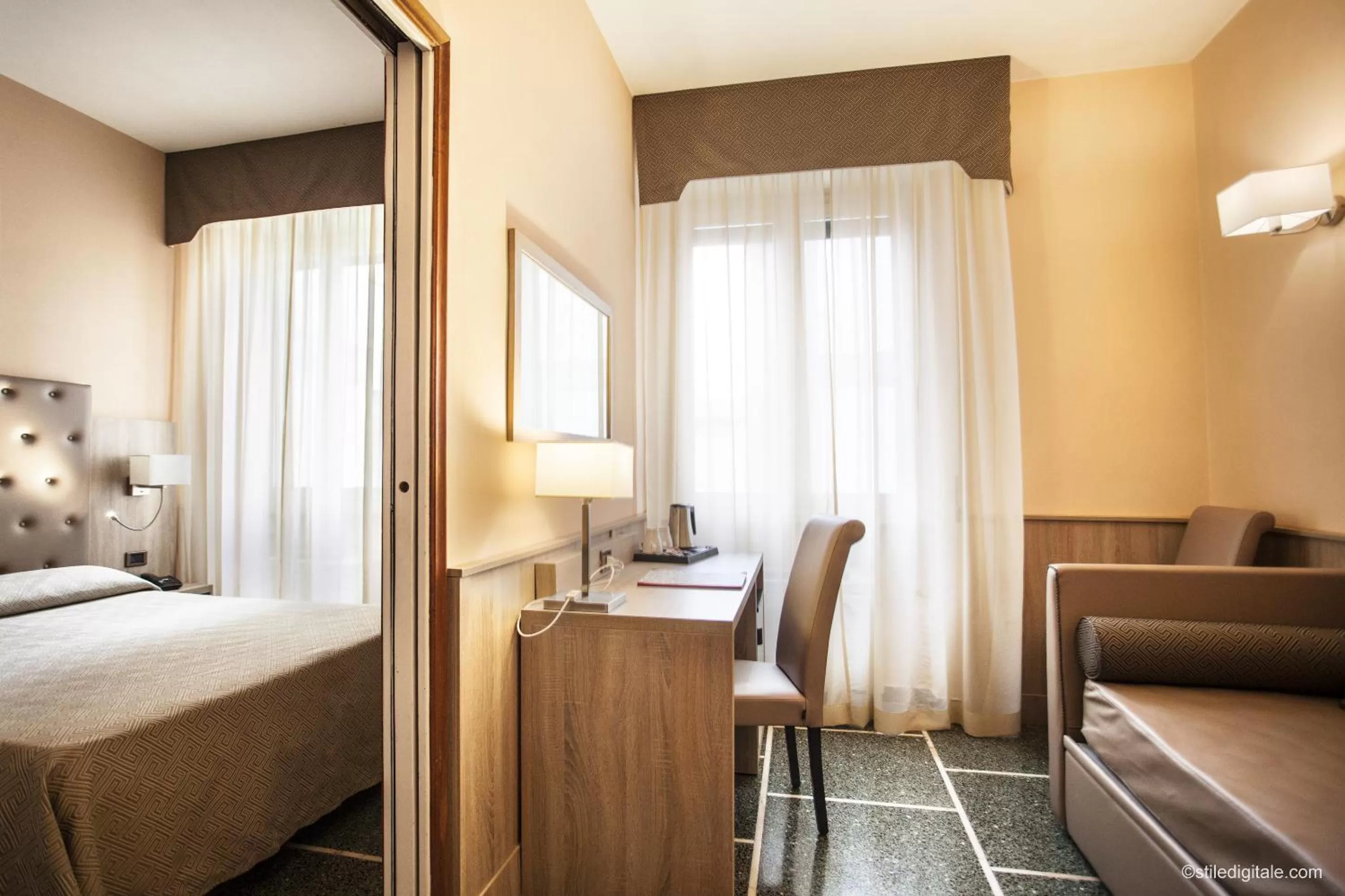 View (from property/room), Bed in Hotel La Pace