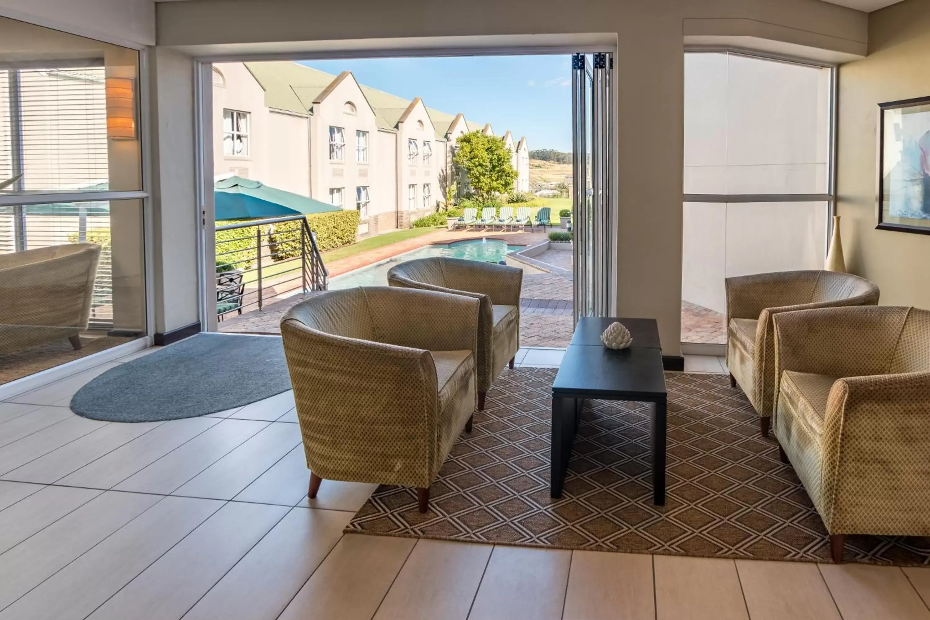 Balcony/Terrace, Seating Area in Town Lodge Bellville