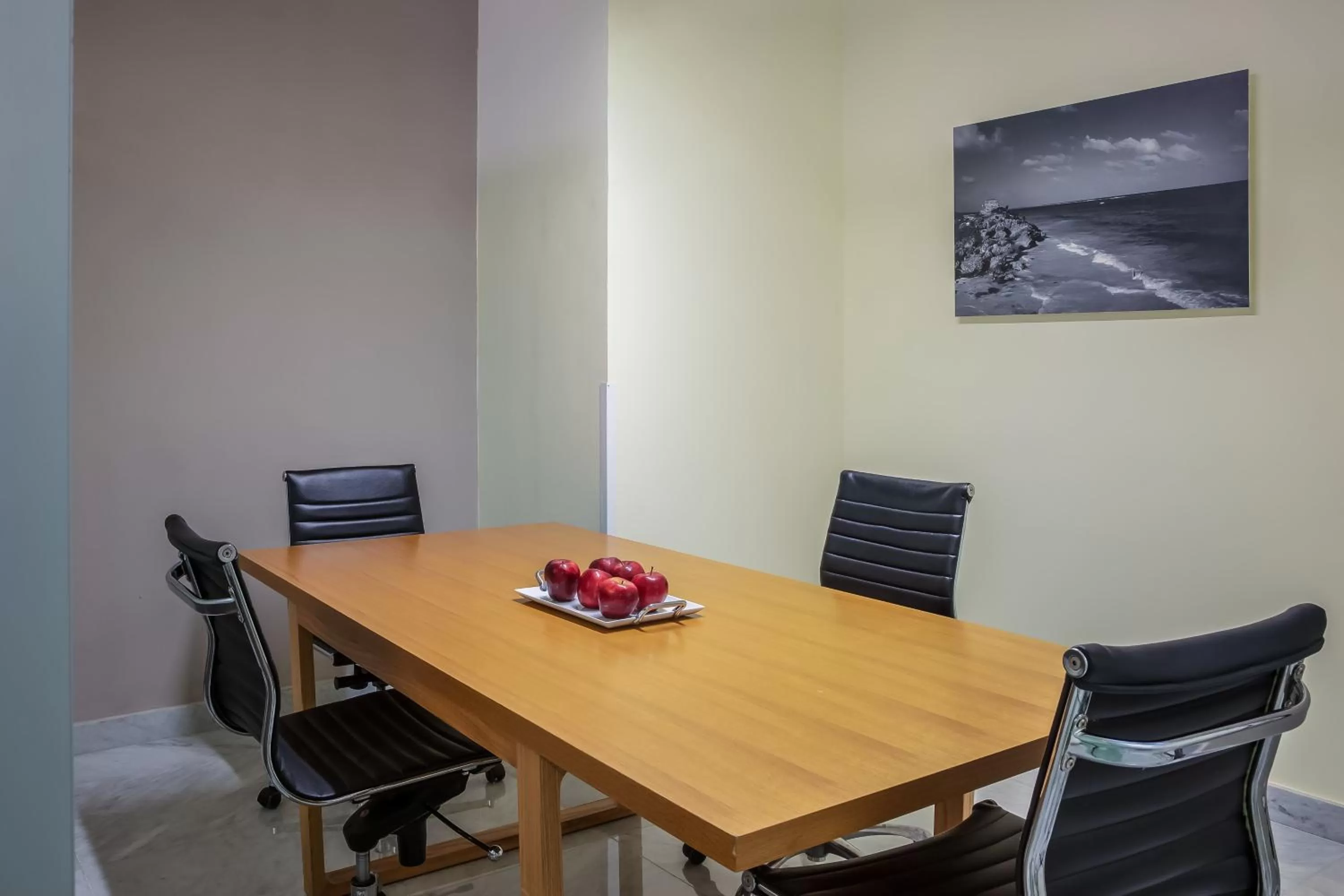 Meeting/conference room in Fiesta Inn Cancun Las Americas