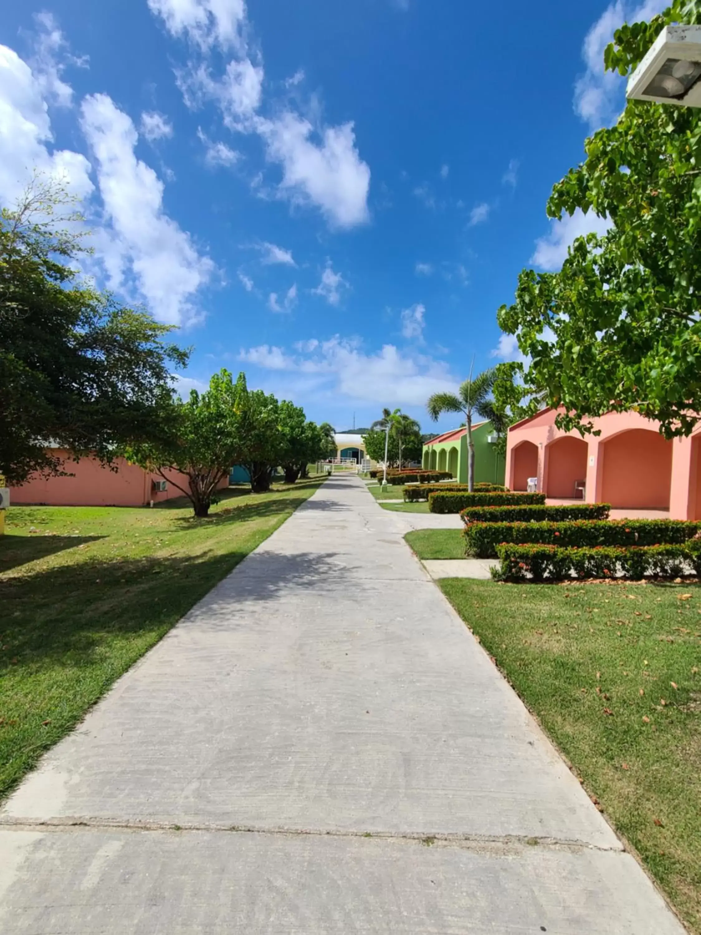 Property building in Parador Maunacaribe - Maunabo Property building in Parador Maunacaribe - Maunabo