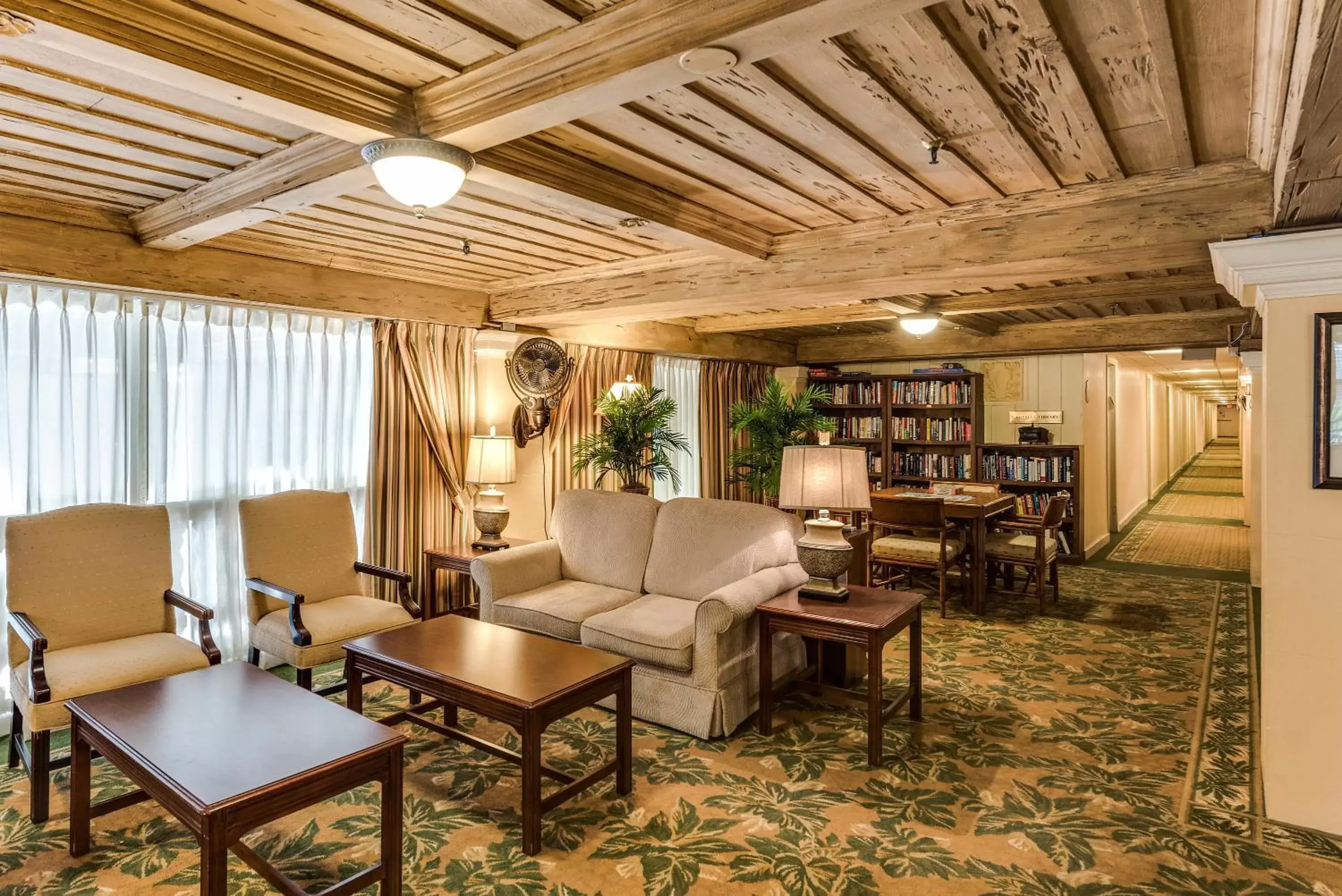 Library, Seating Area in Tropicals of Palm Beach