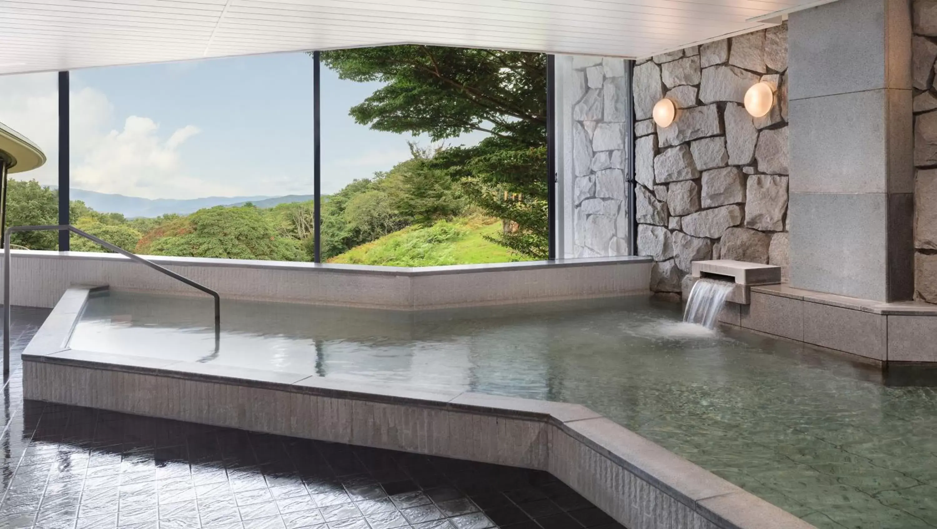 Restaurant/places to eat, Swimming Pool in Izu Marriott Hotel Shuzenji